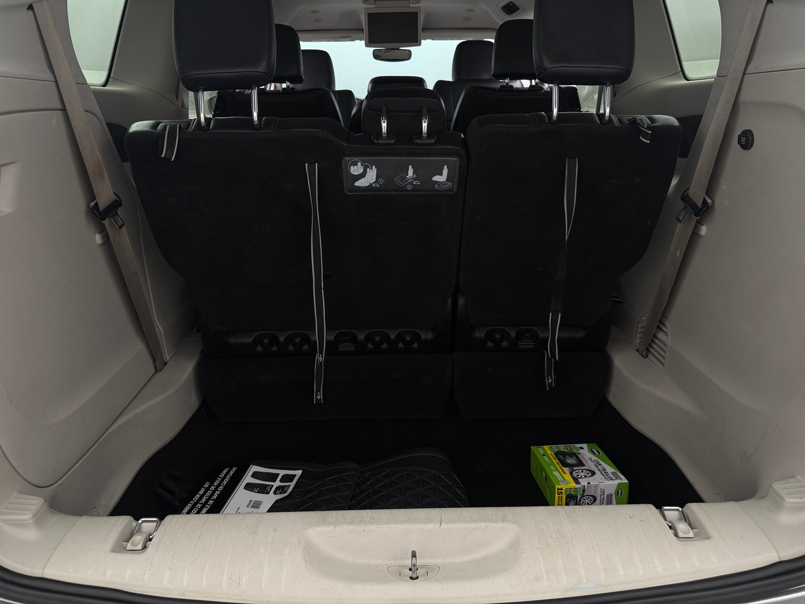 Thumbnail: 2019 Chrysler Pacifica - 6