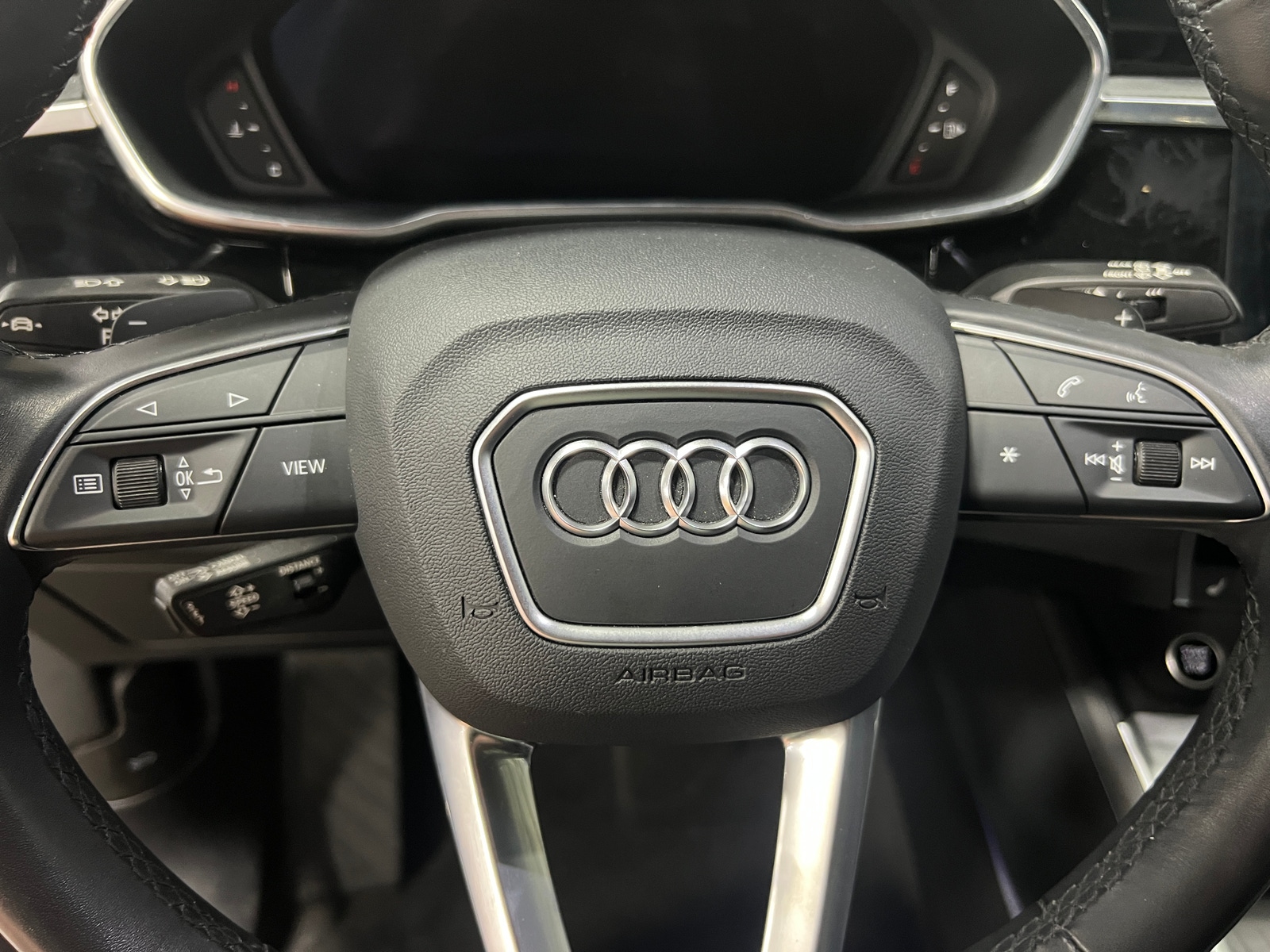 Thumbnail: 2021 Audi Q3 - 4
