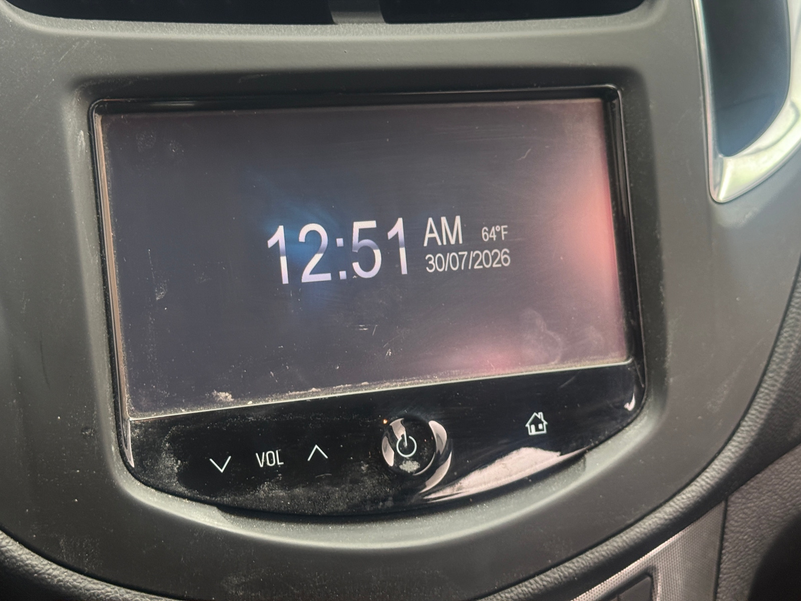 Thumbnail: 2015 Chevrolet Trax - 3