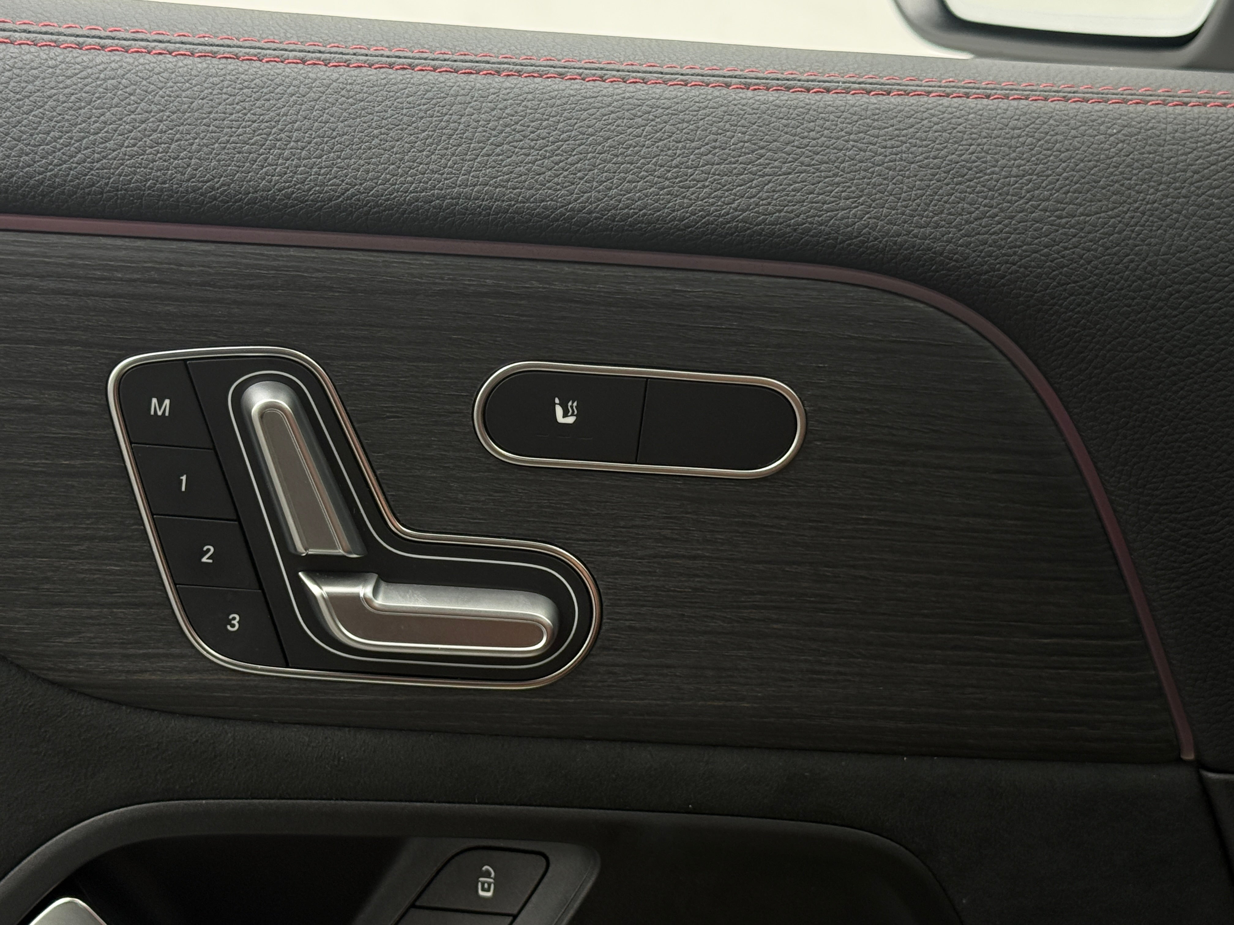 2023 Mercedes-Benz GLA Base - Photo 12