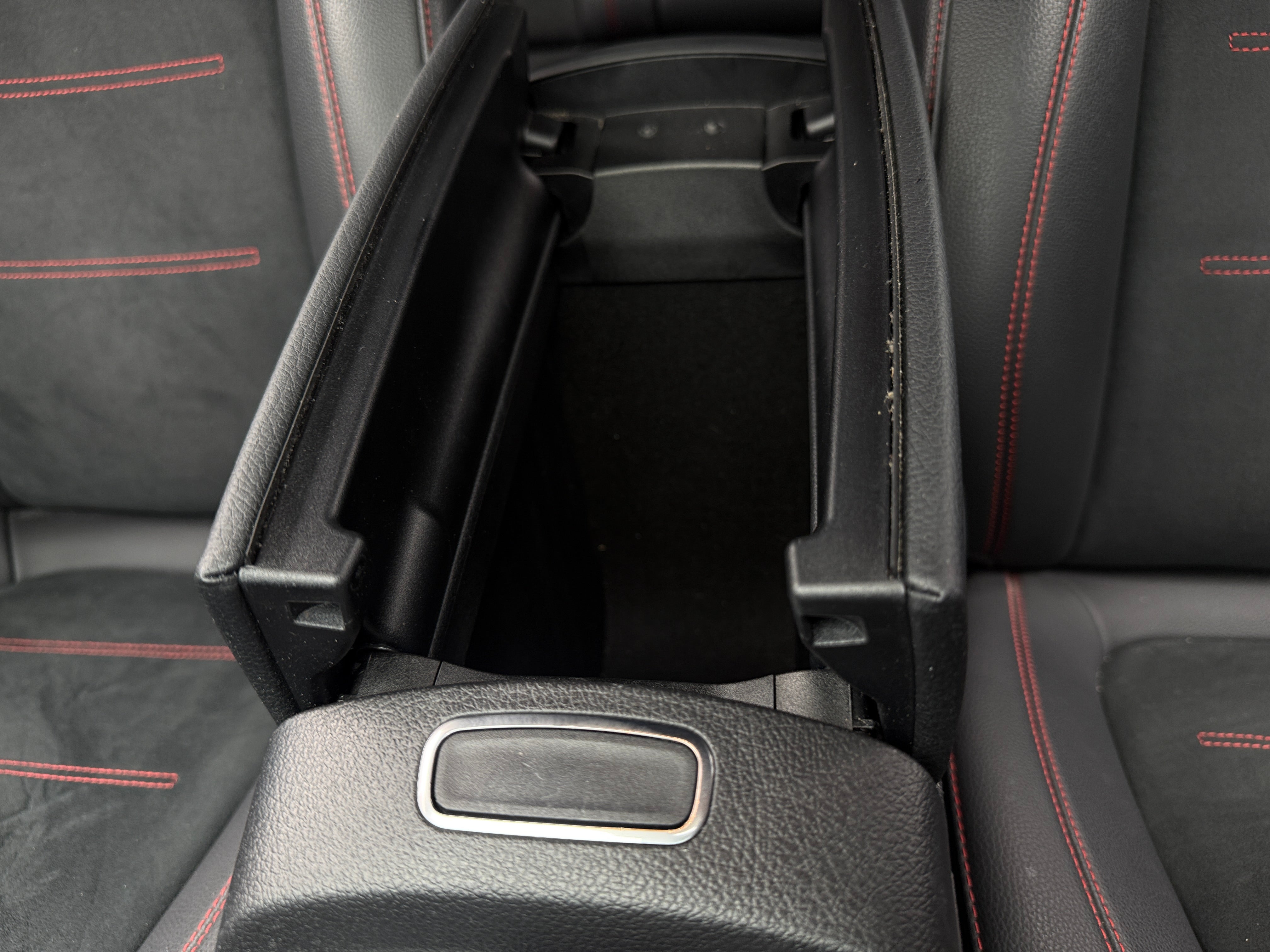 2023 Mercedes-Benz GLA Base - Photo 19