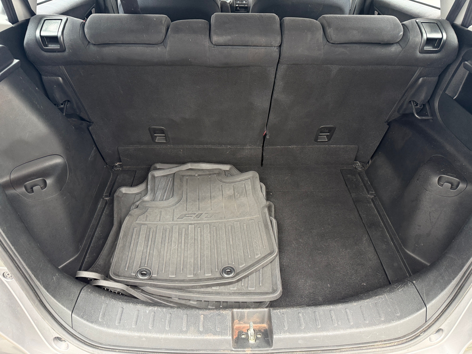 Thumbnail: 2010 Honda Fit - 6