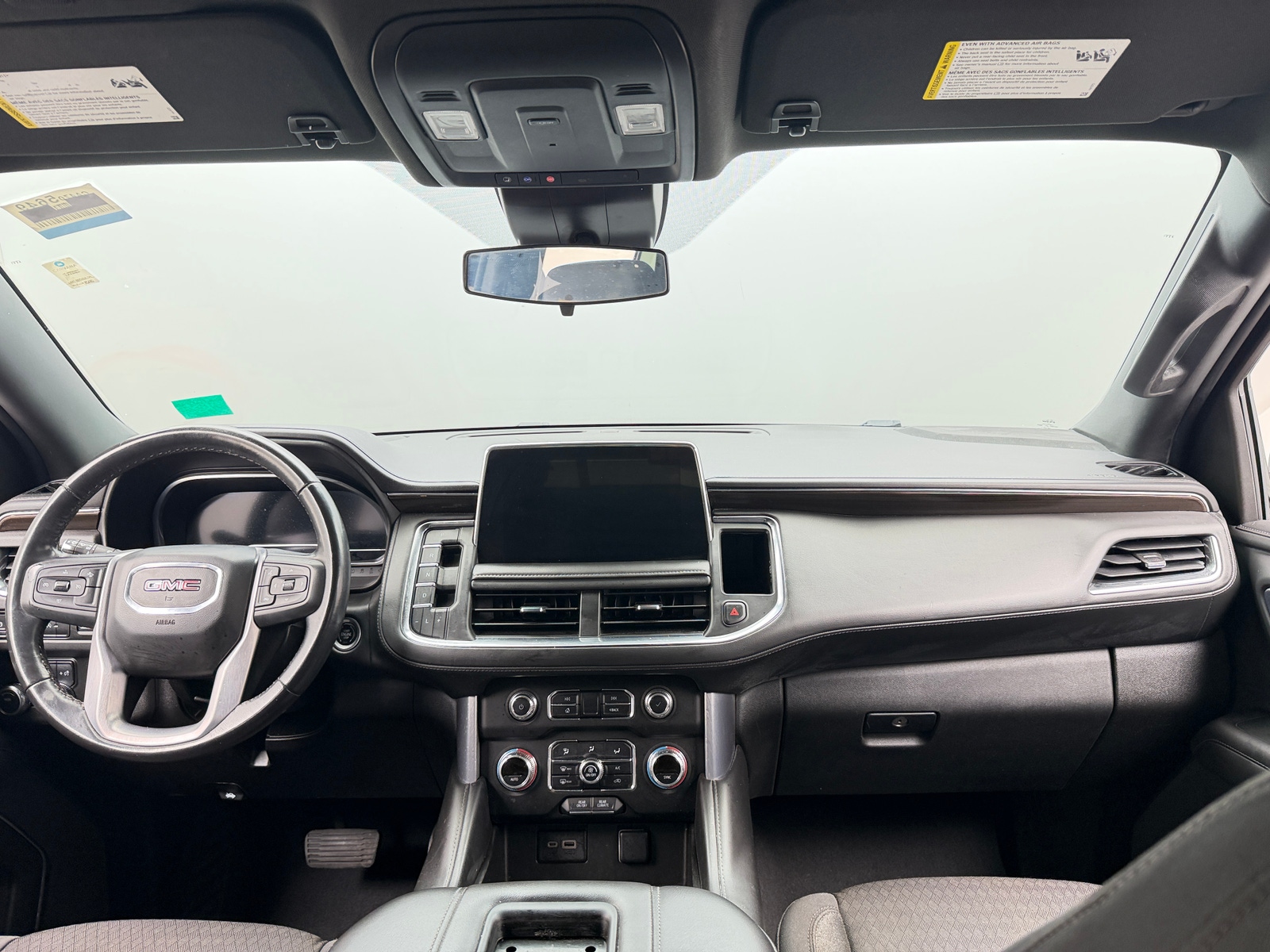 Thumbnail: 2023 GMC Yukon - 3
