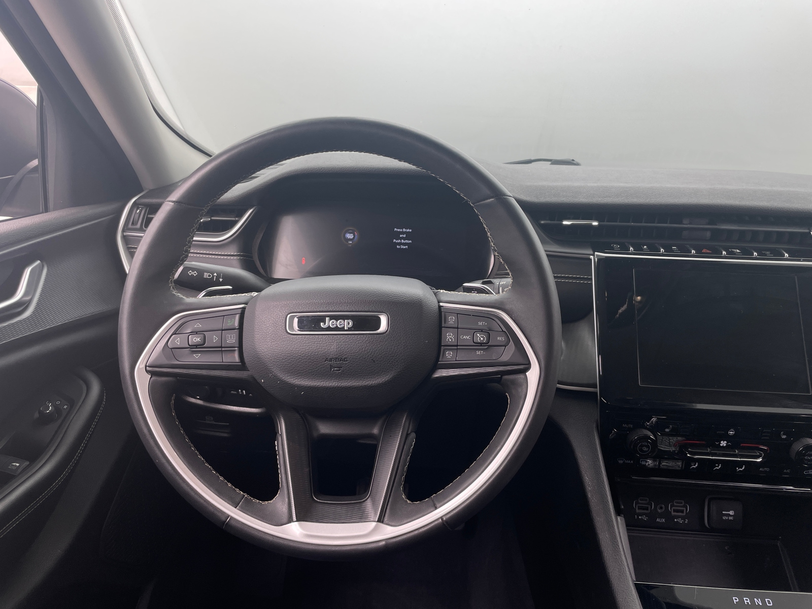 Thumbnail: 2023 Jeep Grand Cherokee L - 5