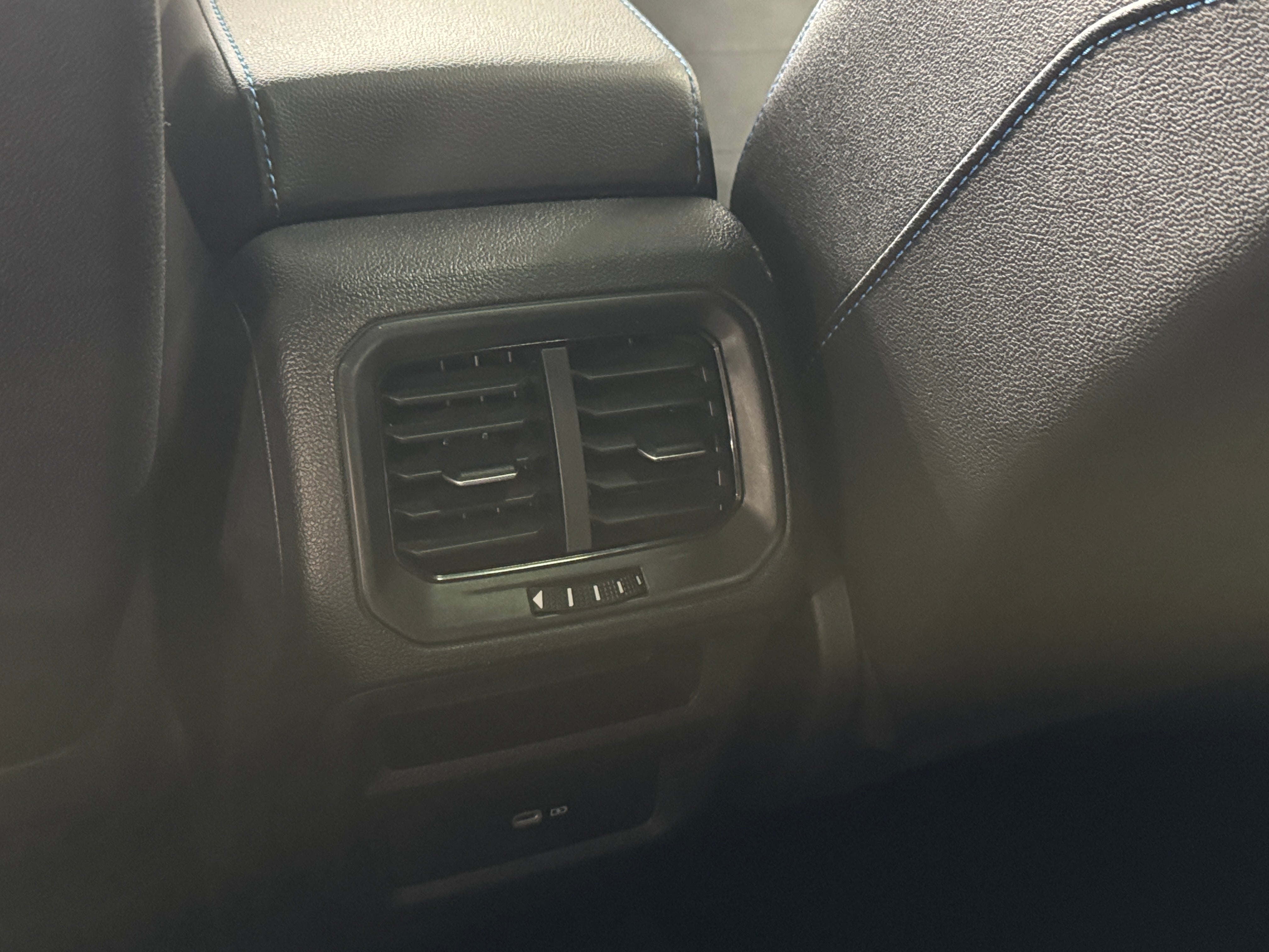 2024 Volkswagen Taos