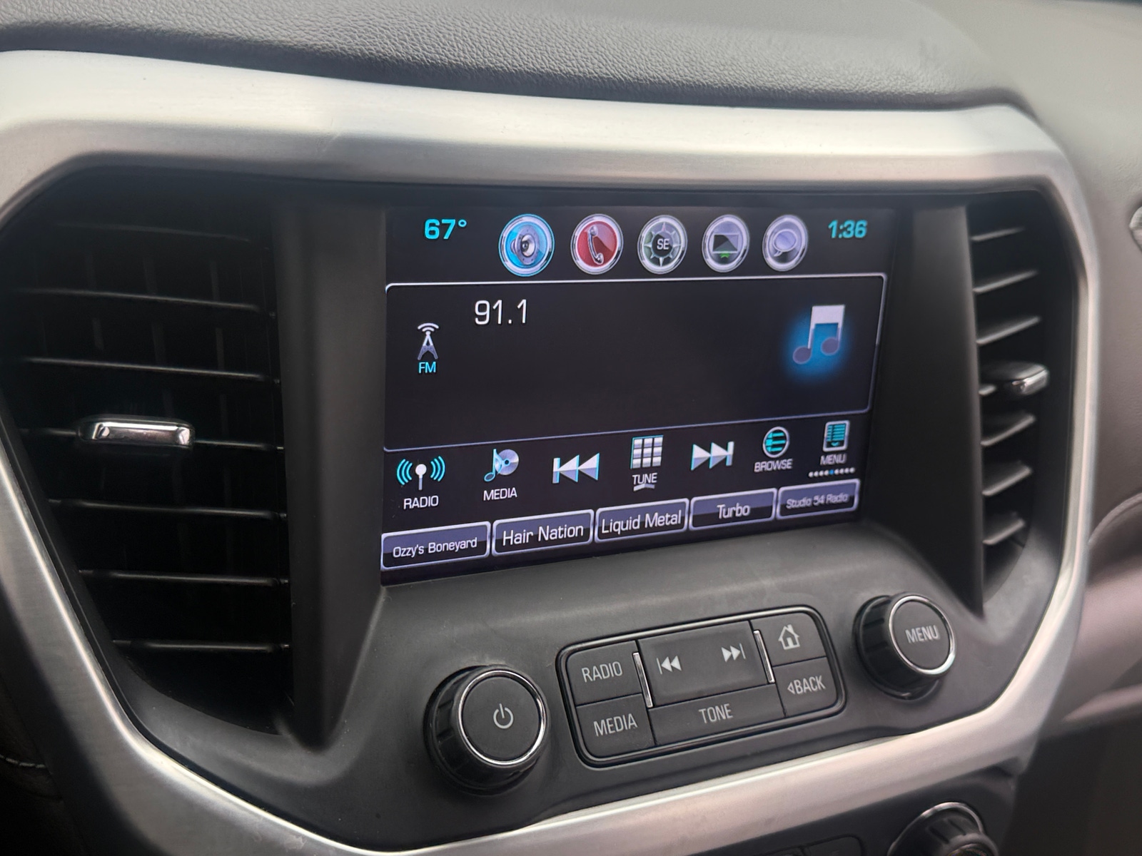 Thumbnail: 2017 GMC Acadia - 3