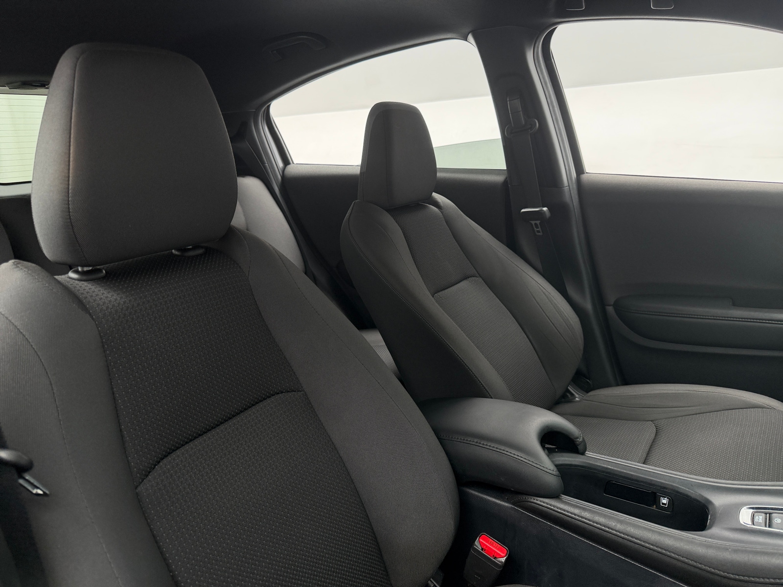 Thumbnail: 2021 Honda HR-V - 2