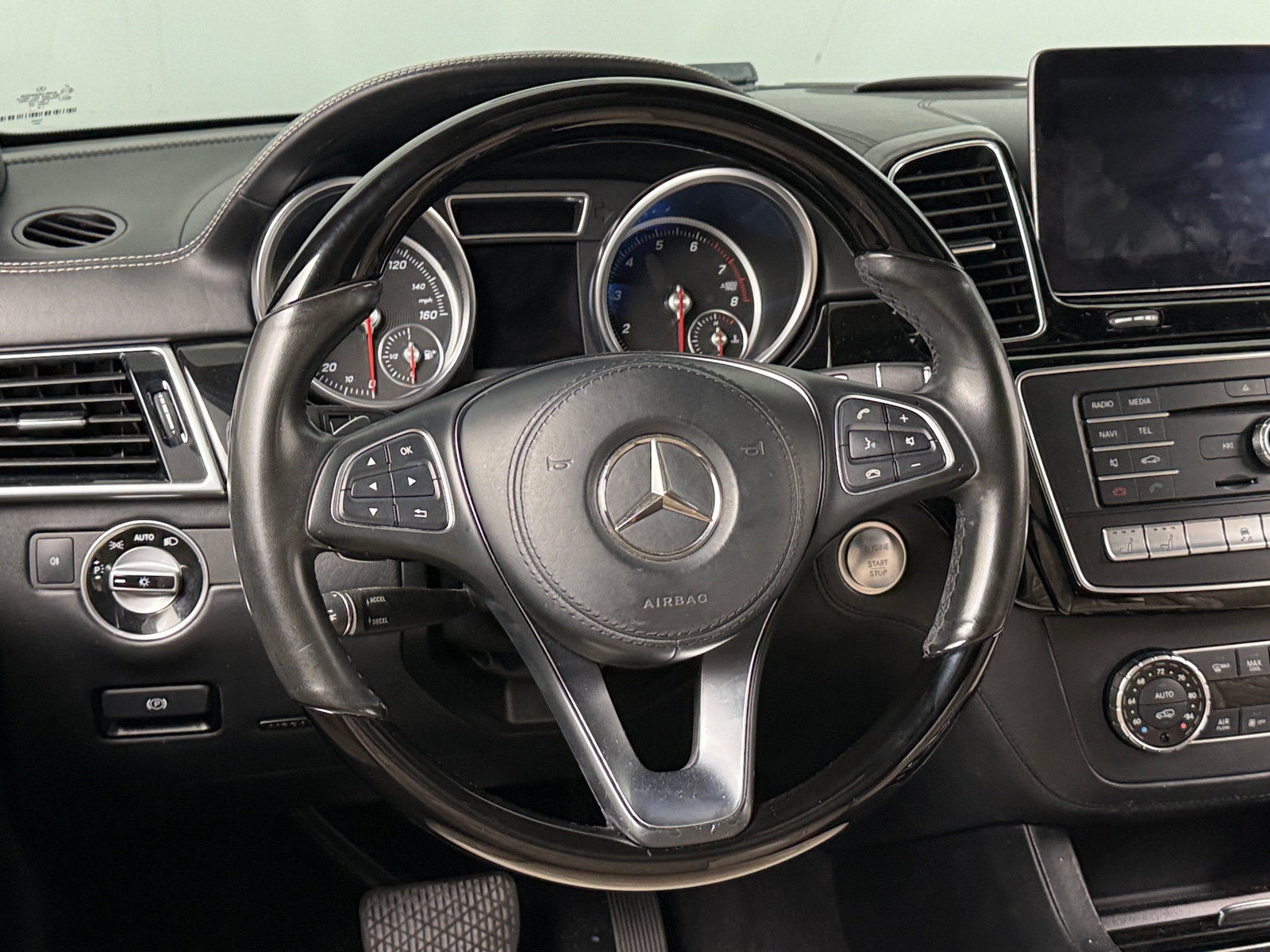 Thumbnail: 2017 Mercedes-Benz GLS - 4