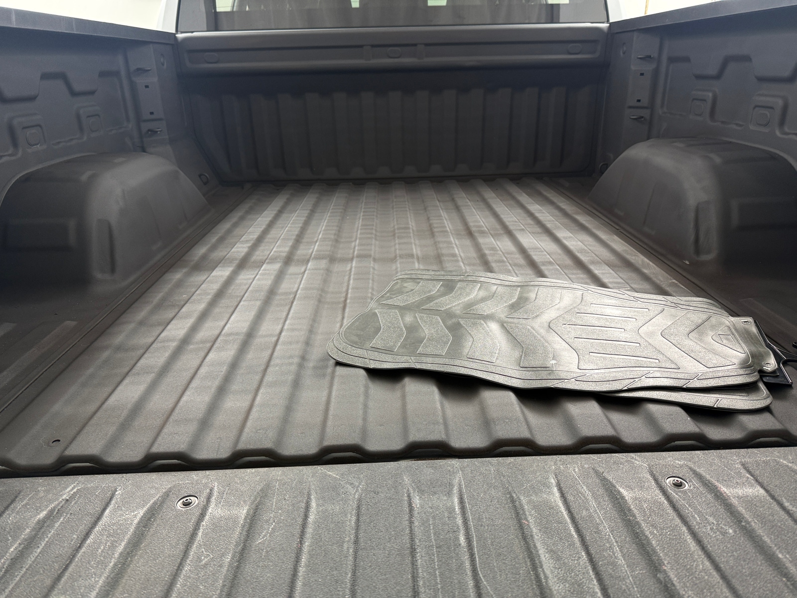 Thumbnail: 2025 Chevrolet Silverado 1500 - 7