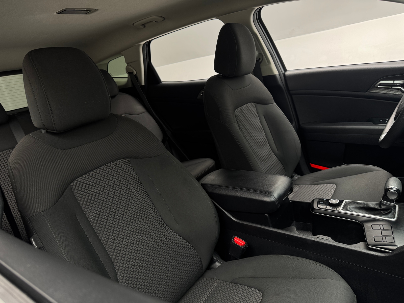 Thumbnail: 2023 Kia Sportage - 2