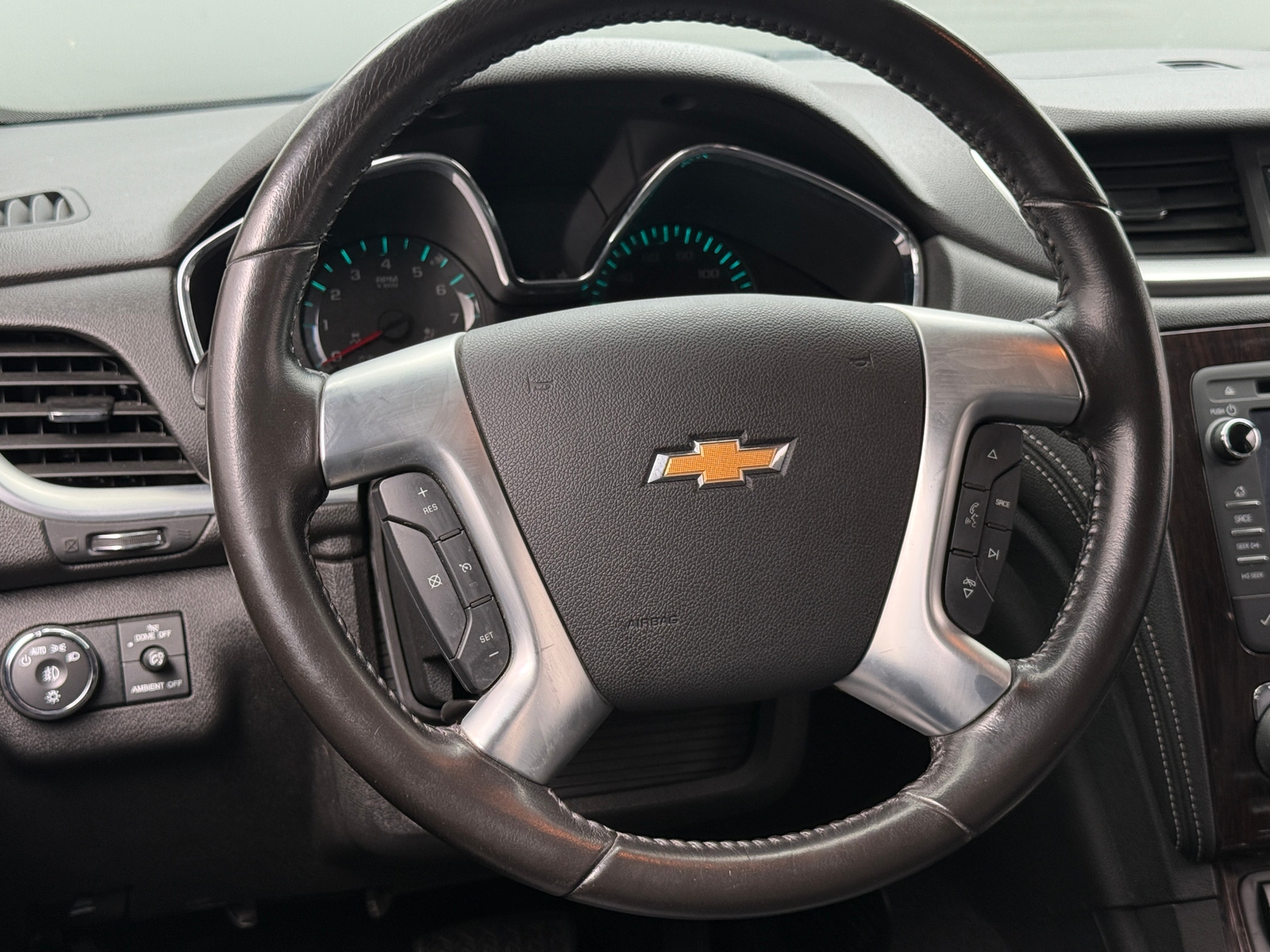 Thumbnail: 2017 Chevrolet Traverse - 4