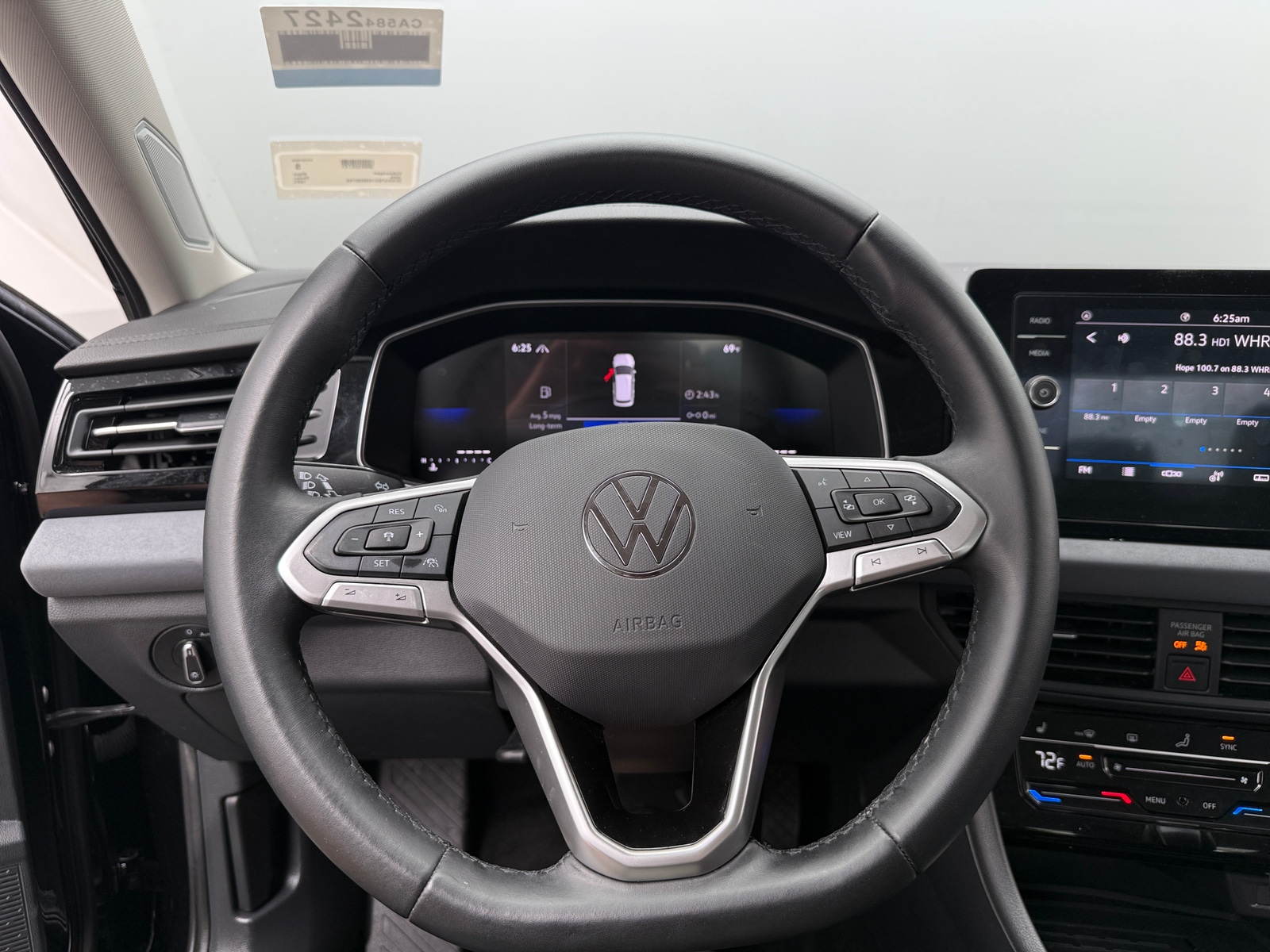 Thumbnail: 2025 Volkswagen Jetta - 5