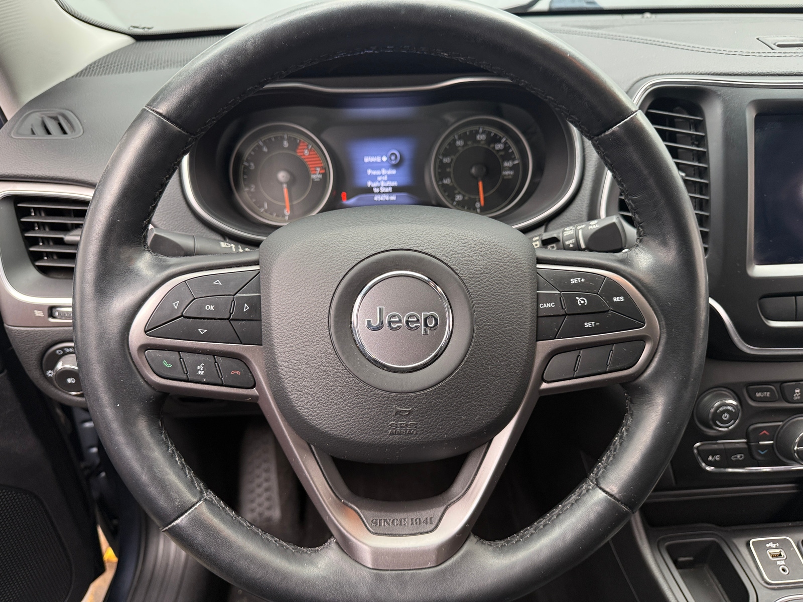 Thumbnail: 2021 Jeep Cherokee - 4