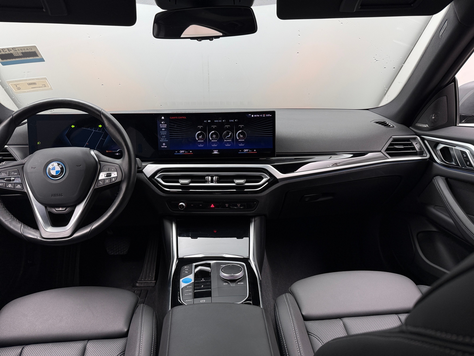 Thumbnail: 2023 BMW i4 - 2