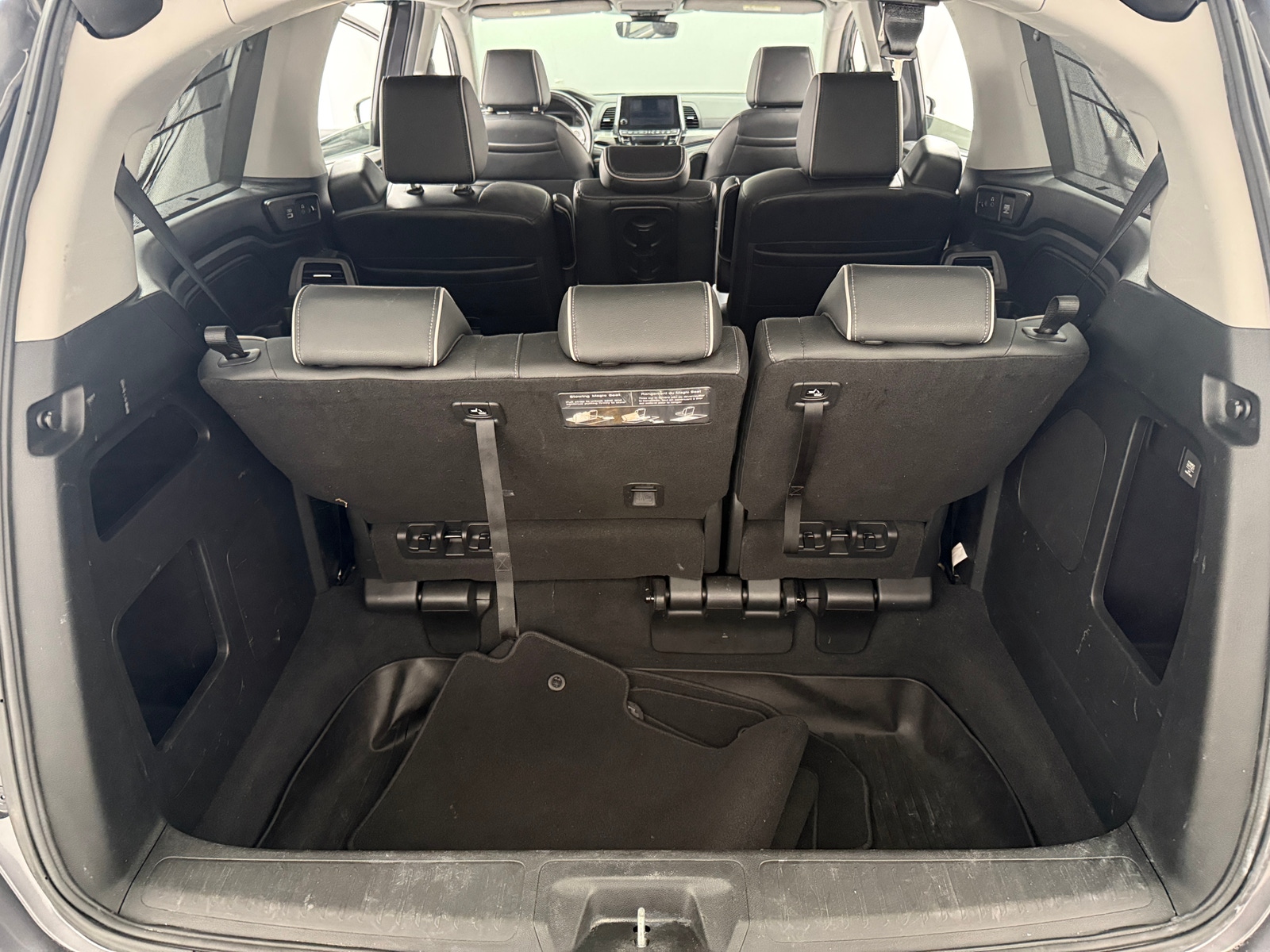 Thumbnail: 2023 Honda Odyssey - 6