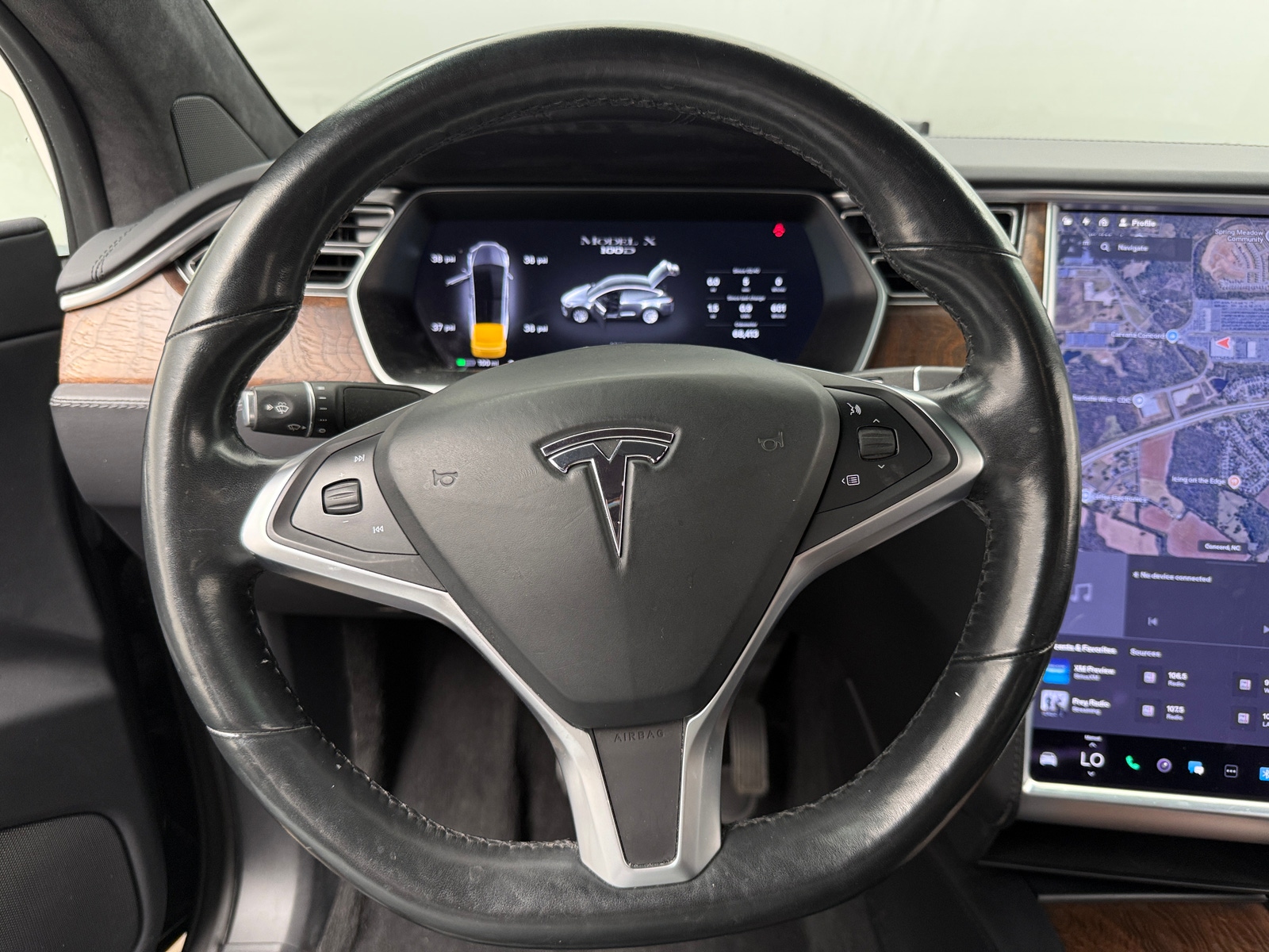 Thumbnail: 2017 Tesla Model X - 4