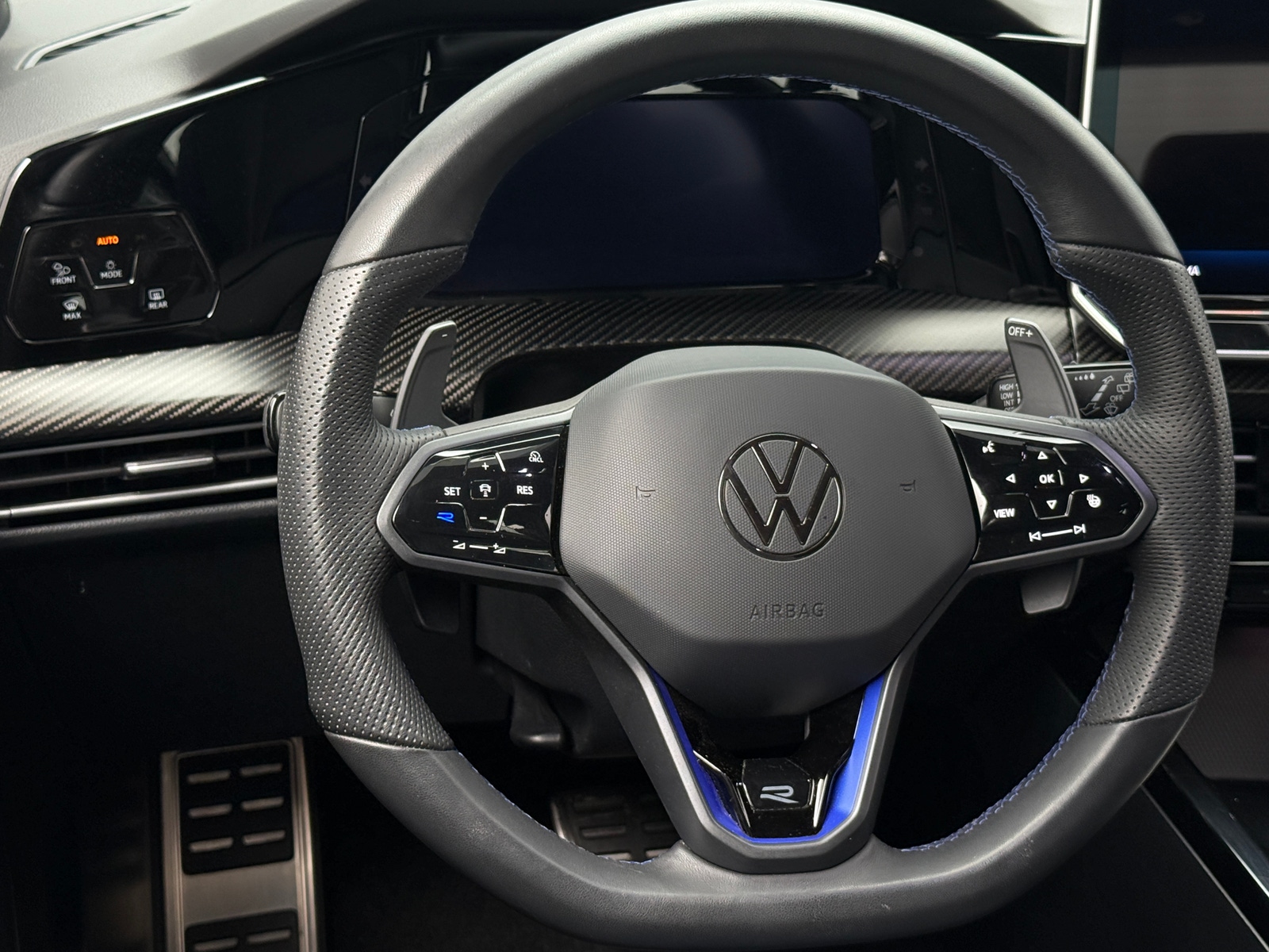 Thumbnail: 2025 Volkswagen Golf - 5