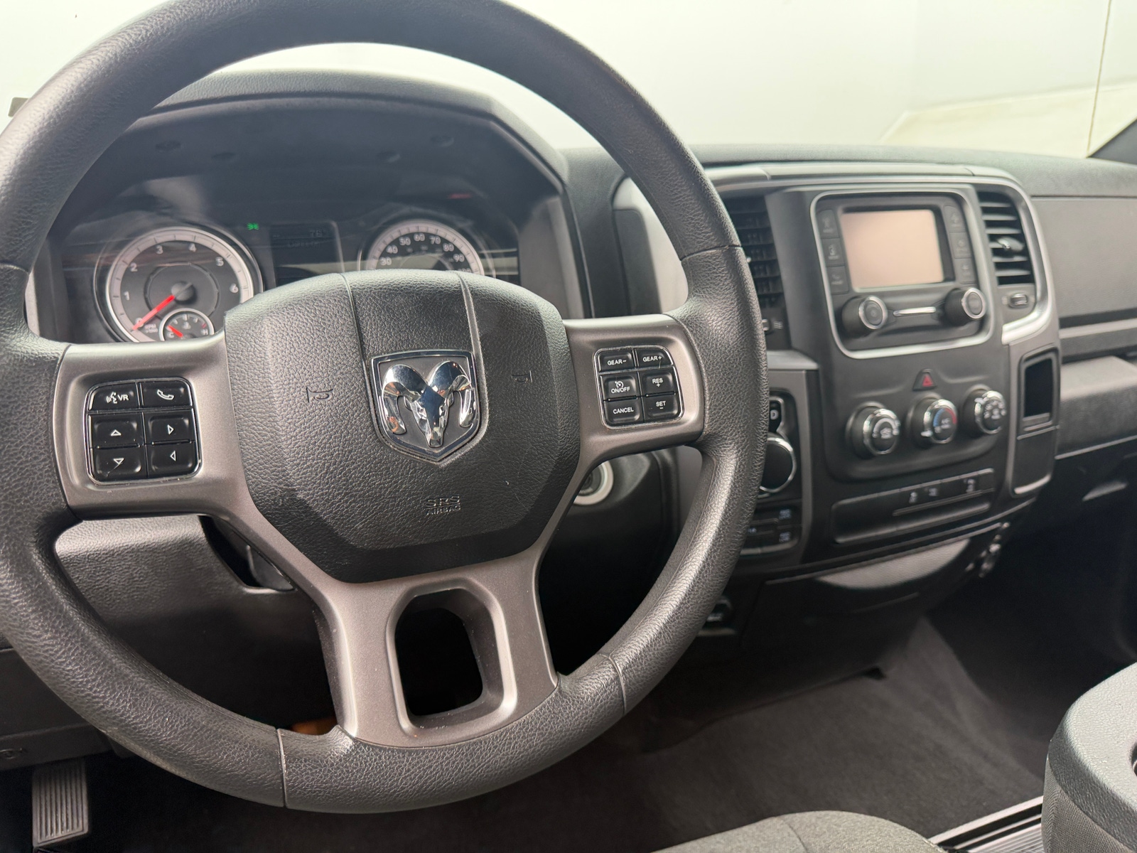 Thumbnail: 2024 RAM 1500 Classic - 5