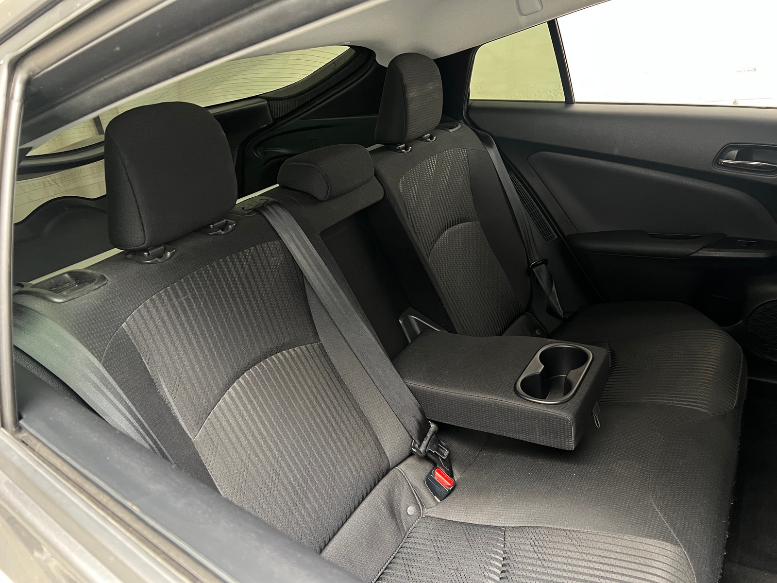 Thumbnail: 2020 Toyota Prius Prime - 6