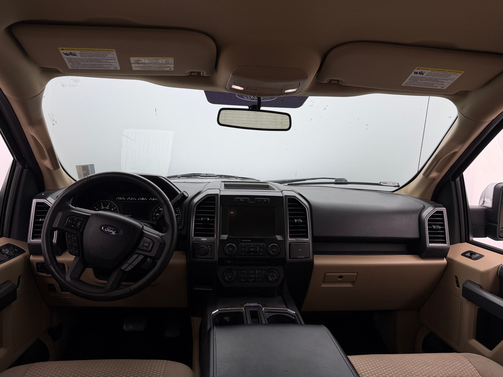 Thumbnail: 2018 Ford Econoline - 3
