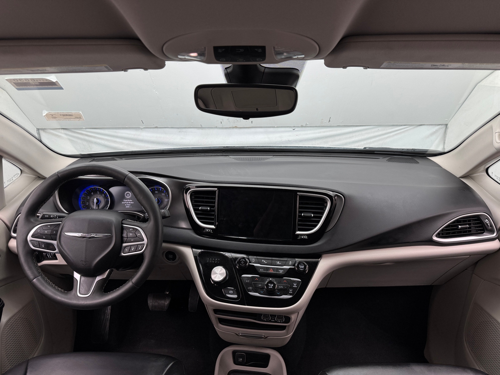 Thumbnail: 2023 Chrysler Pacifica - 2