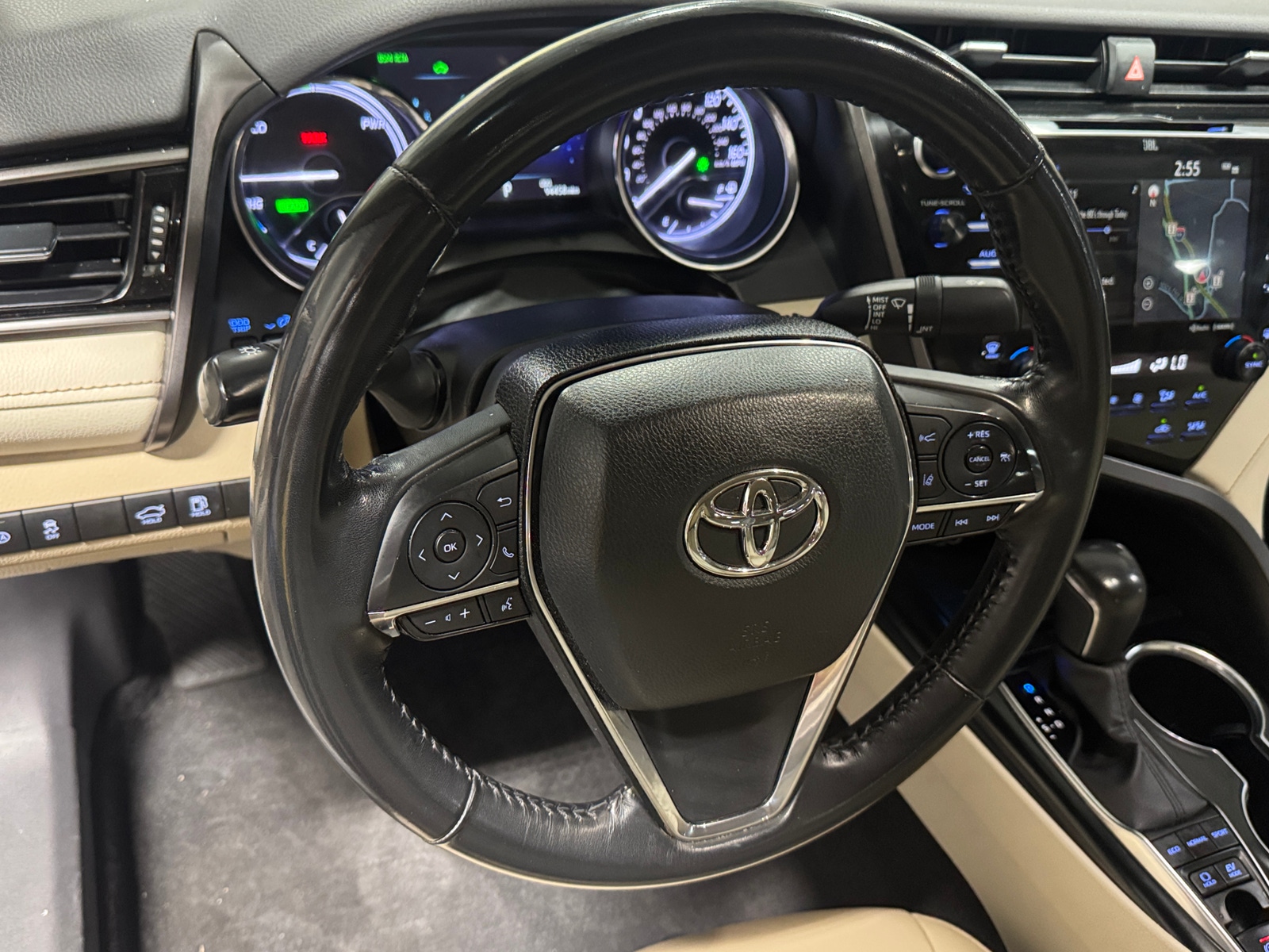 Thumbnail: 2020 Toyota Camry - 4