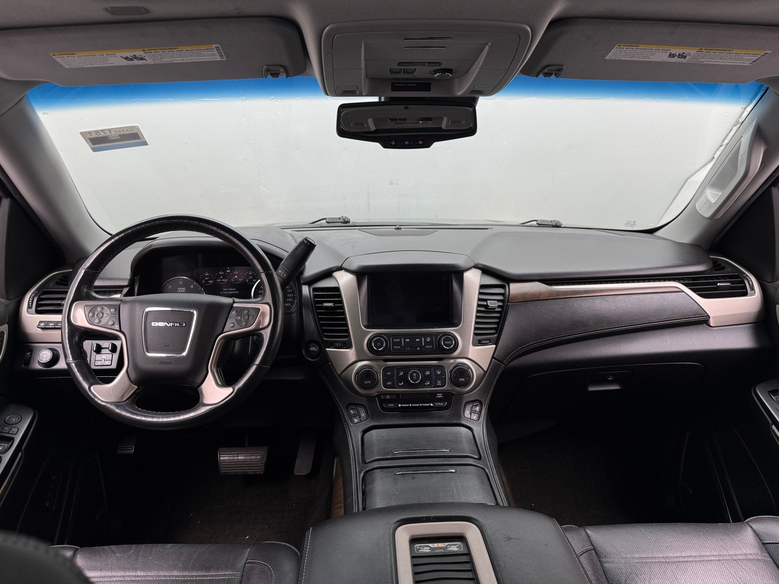 Thumbnail: 2018 GMC Yukon XL - 2
