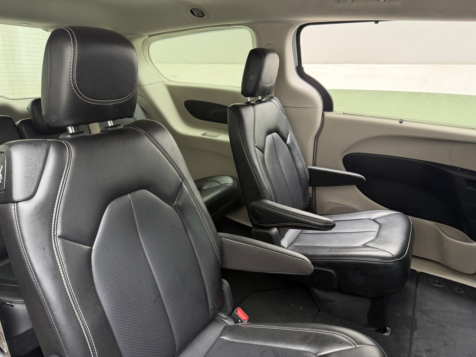 Thumbnail: 2024 Chrysler Pacifica - 5