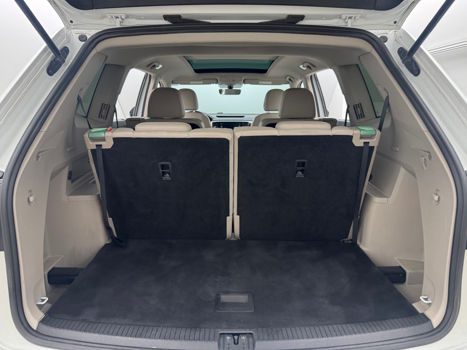 Thumbnail: 2022 Volkswagen Atlas - 6