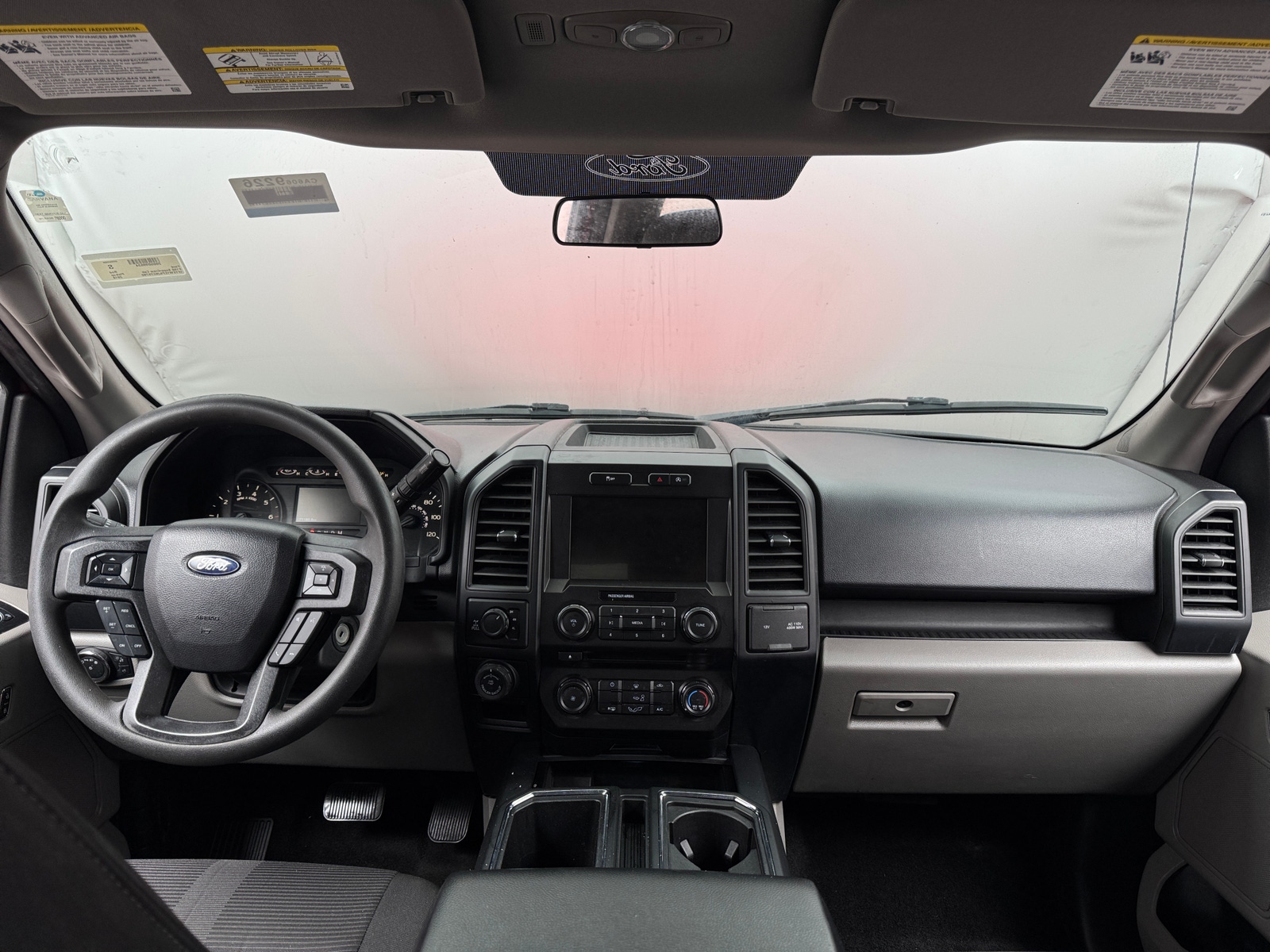 Thumbnail: 2018 Ford Econoline - 3