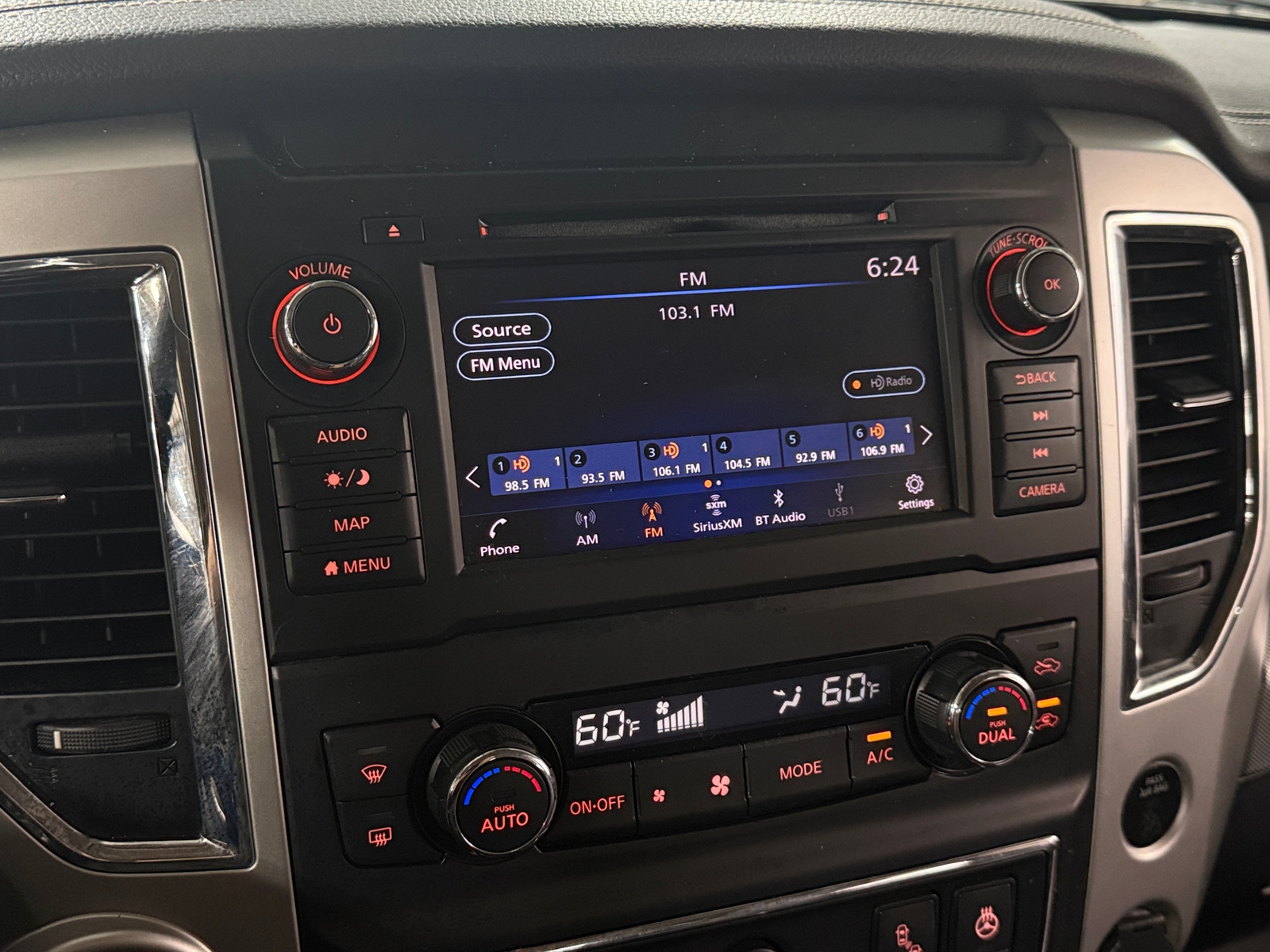 Thumbnail: 2019 Nissan Titan - 3