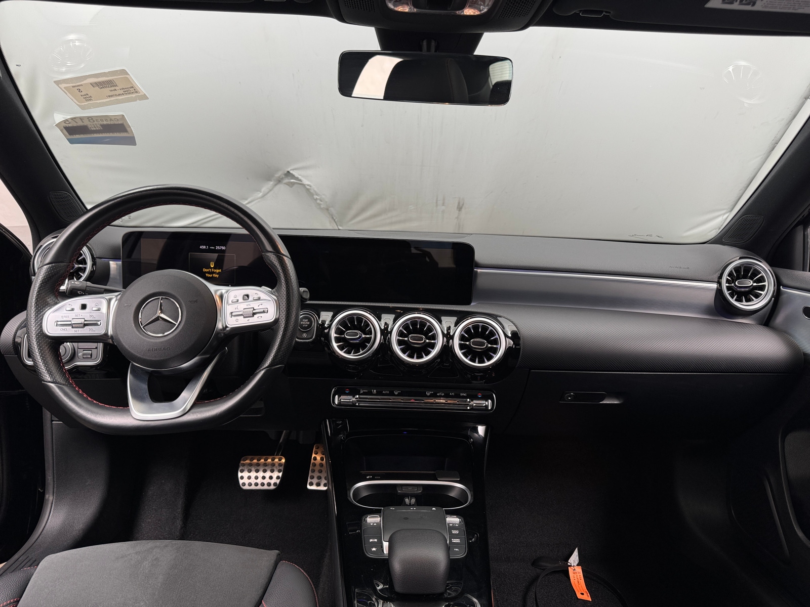 Thumbnail: 2022 Mercedes-Benz A-Class - 2