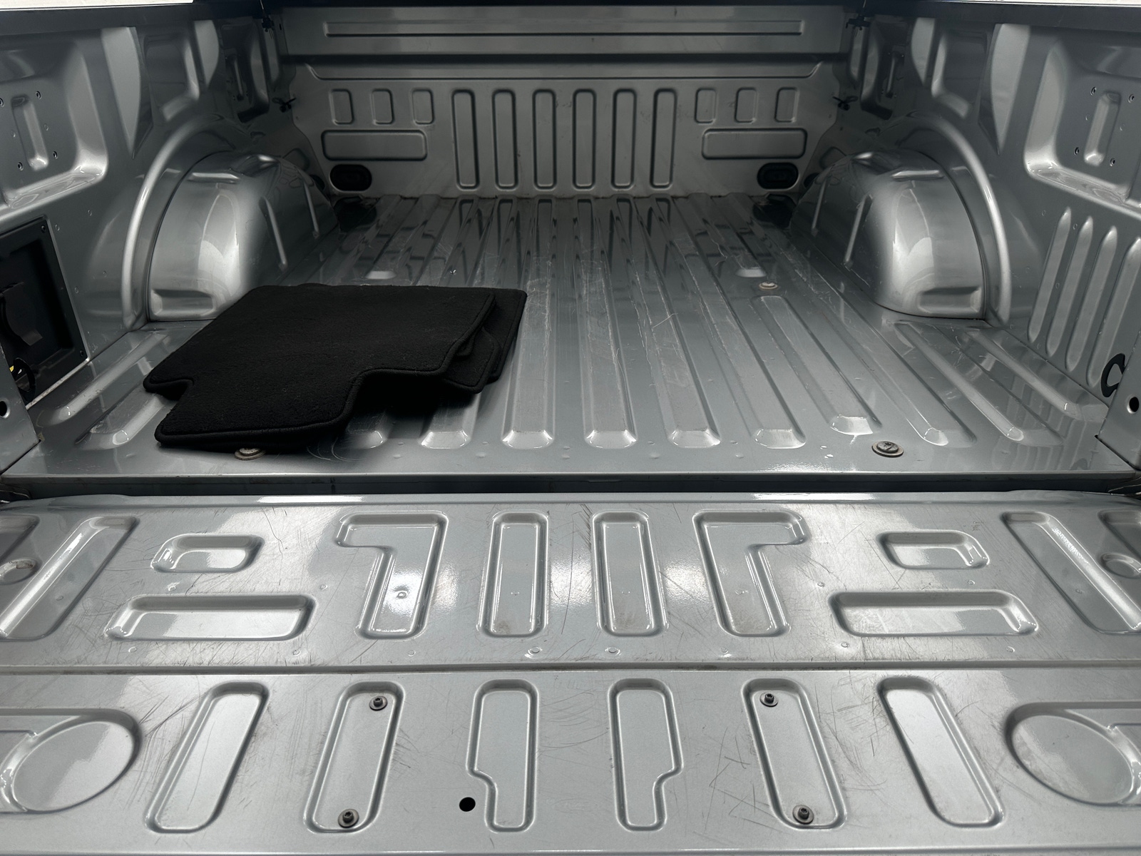 Thumbnail: 2023 Ford Econoline - 7