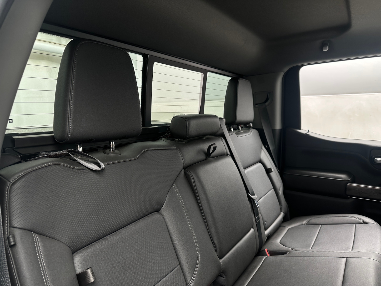 Thumbnail: 2022 Chevrolet Silverado 1500 - 5