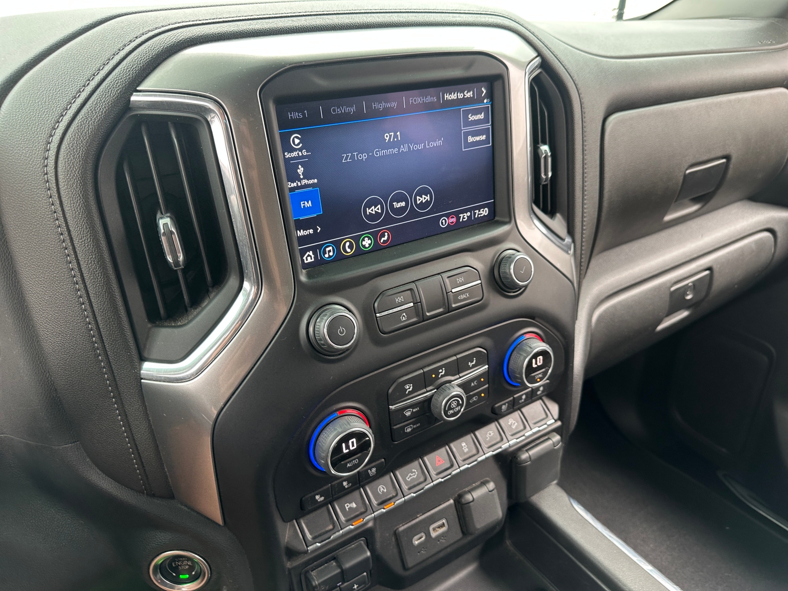 Thumbnail: 2022 Chevrolet Silverado 1500 - 3