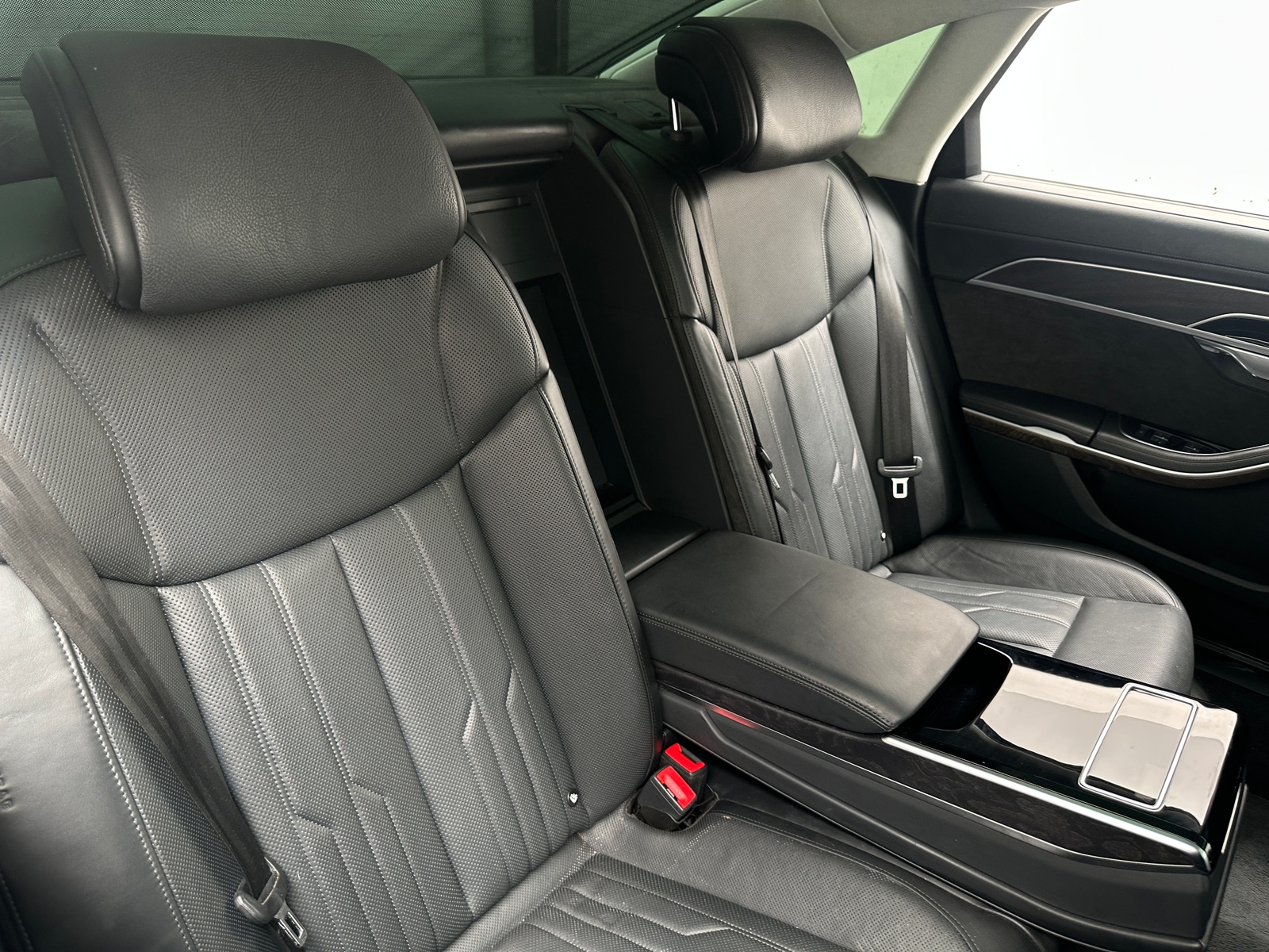 Thumbnail: 2020 Audi A8 - 5