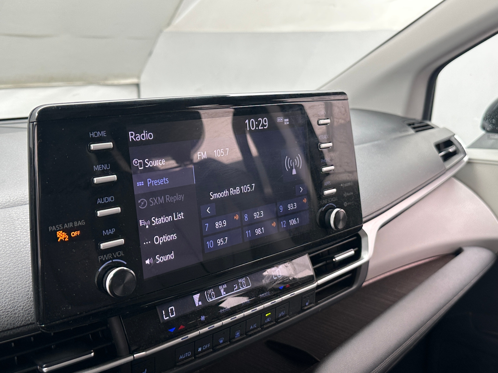 Thumbnail: 2023 Toyota Sienna - 3