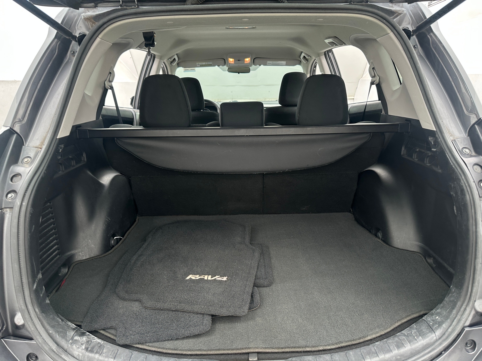 Thumbnail: 2016 Toyota RAV4 - 7