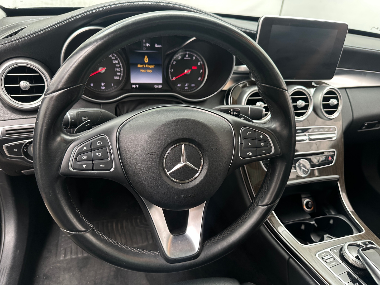 Thumbnail: 2016 Mercedes-Benz C-Class - 4