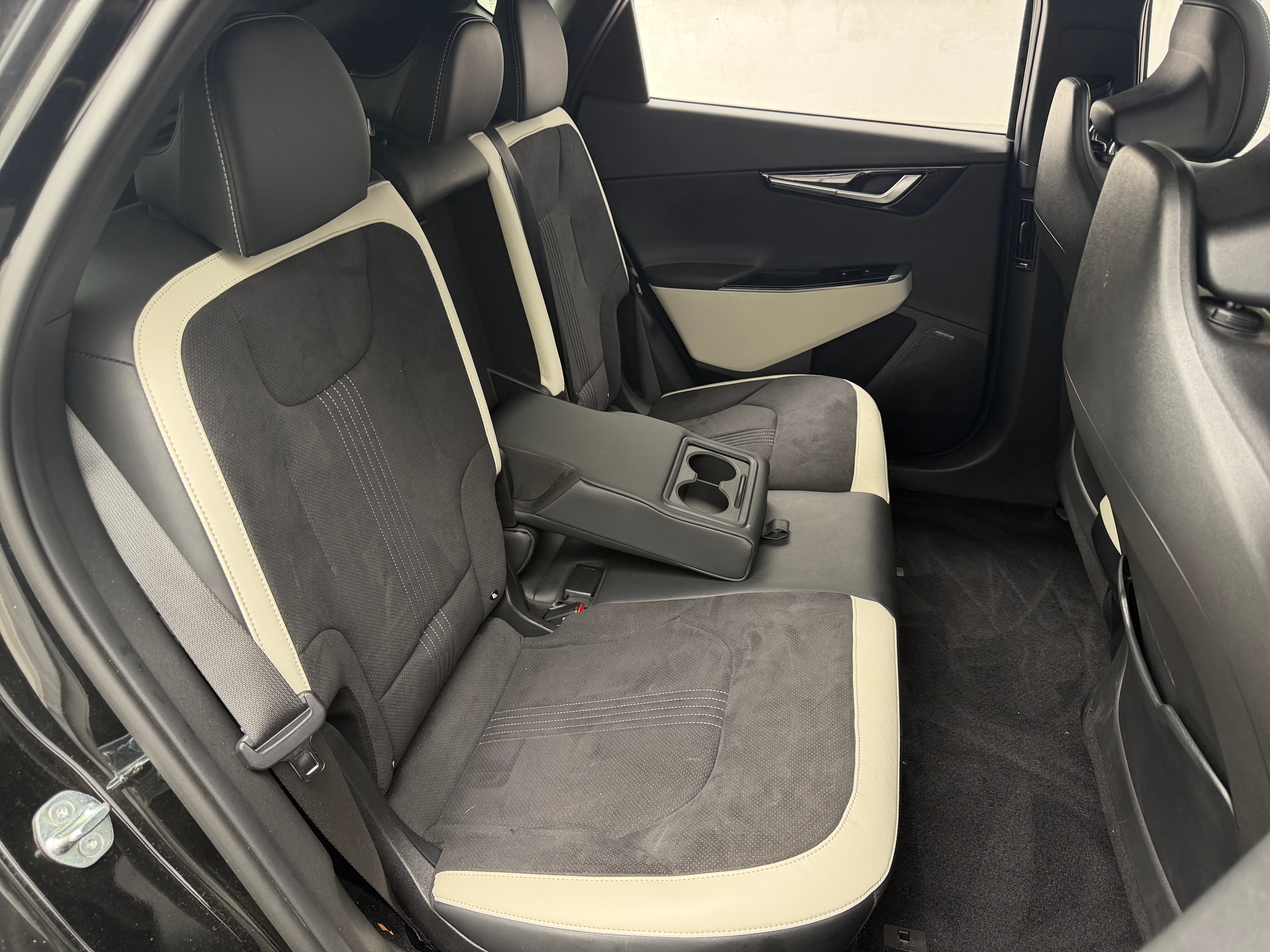 Used 2024 Kia EV6 GT-Line with VIN KNDC4DLC5R5172930 for sale in Pewaukee, WI