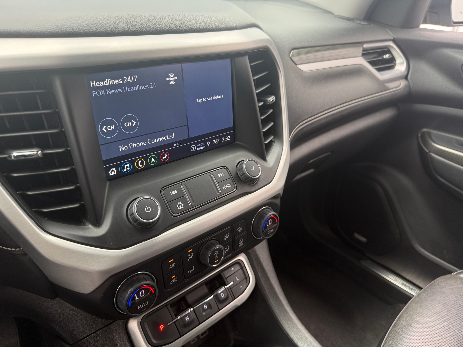 Thumbnail: 2023 GMC Acadia - 3