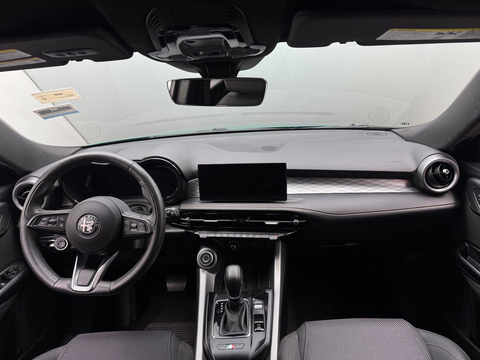 Thumbnail: 2024 Alfa Romeo Tonale - 3