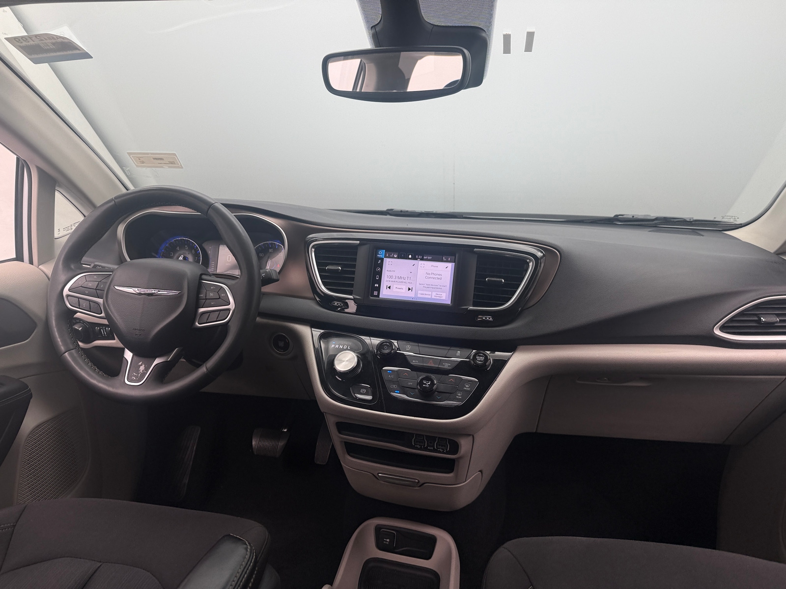 Thumbnail: 2024 Chrysler Voyager - 3