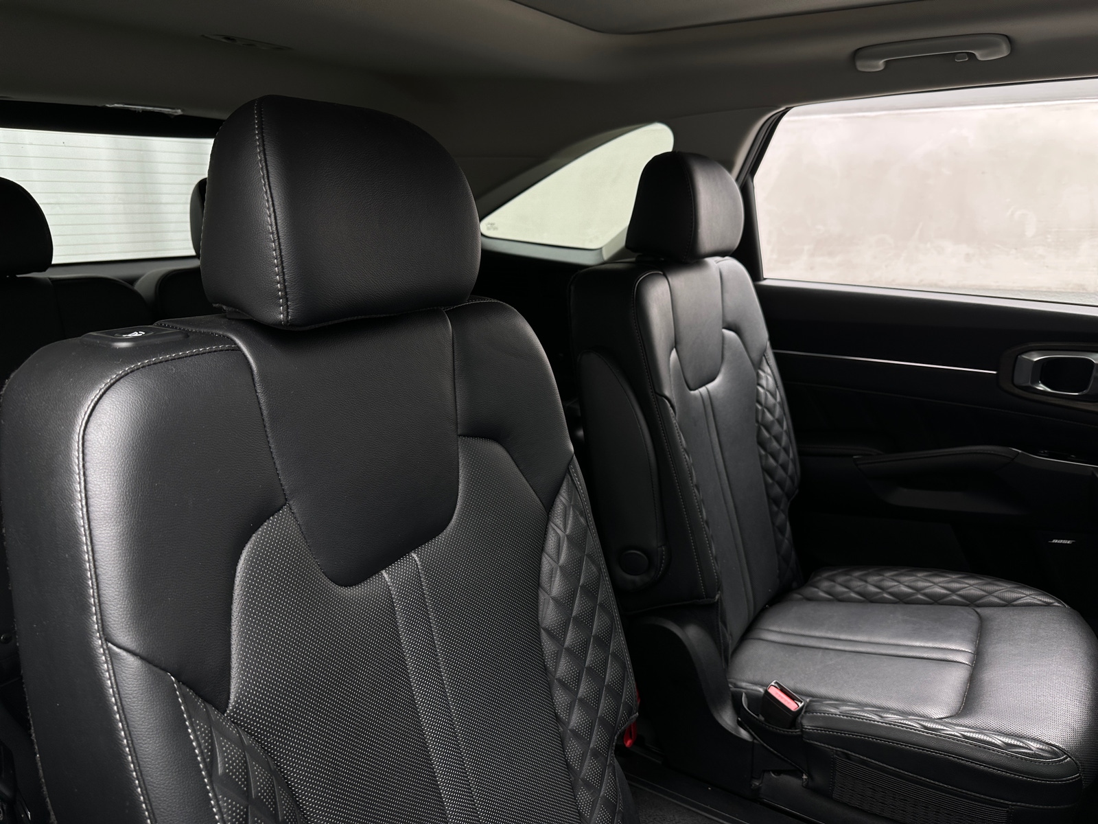 Thumbnail: 2022 Kia Sorento - 5