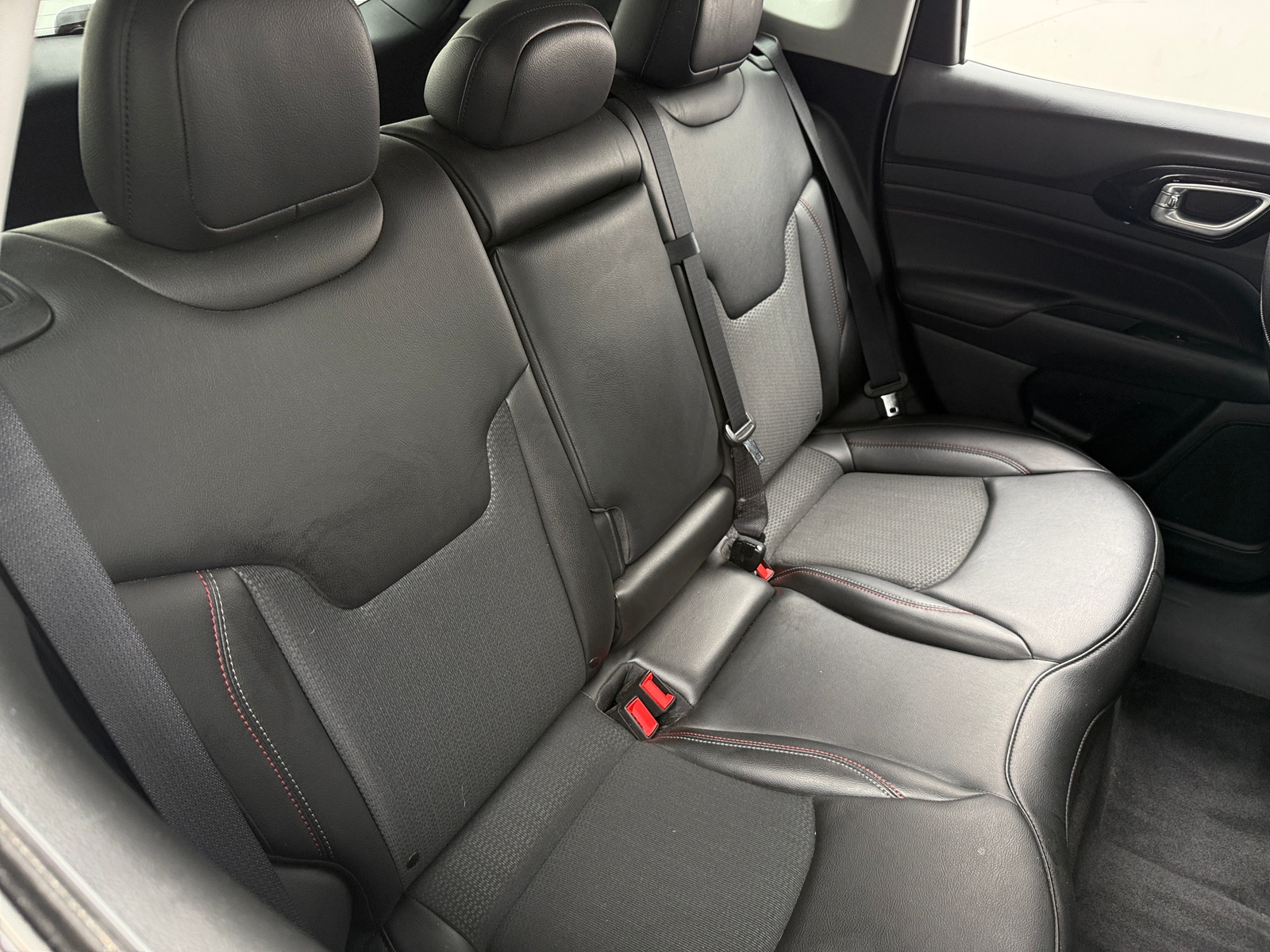 Thumbnail: 2022 Jeep Compass - 6