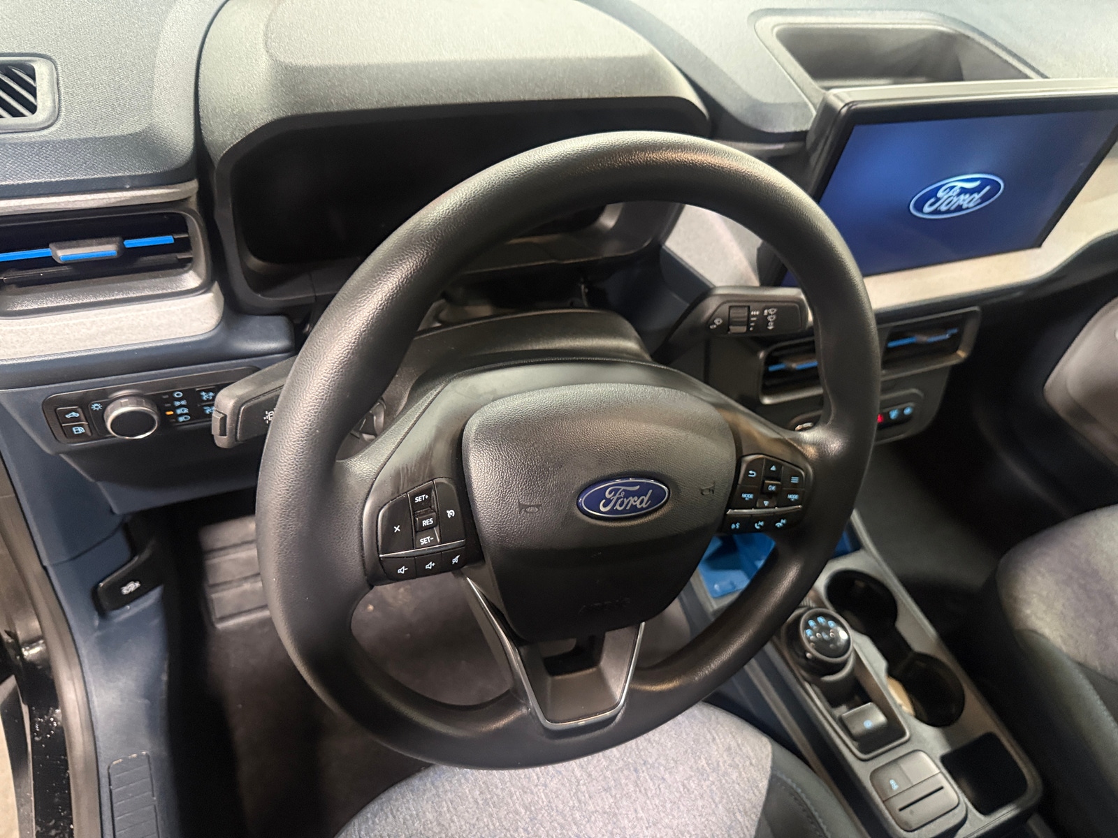 Thumbnail: 2025 Ford Maverick - 5