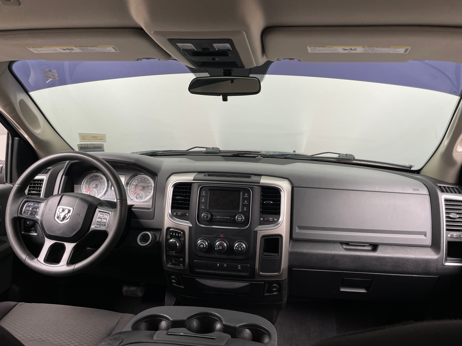 Thumbnail: 2020 RAM 1500 Classic - 3