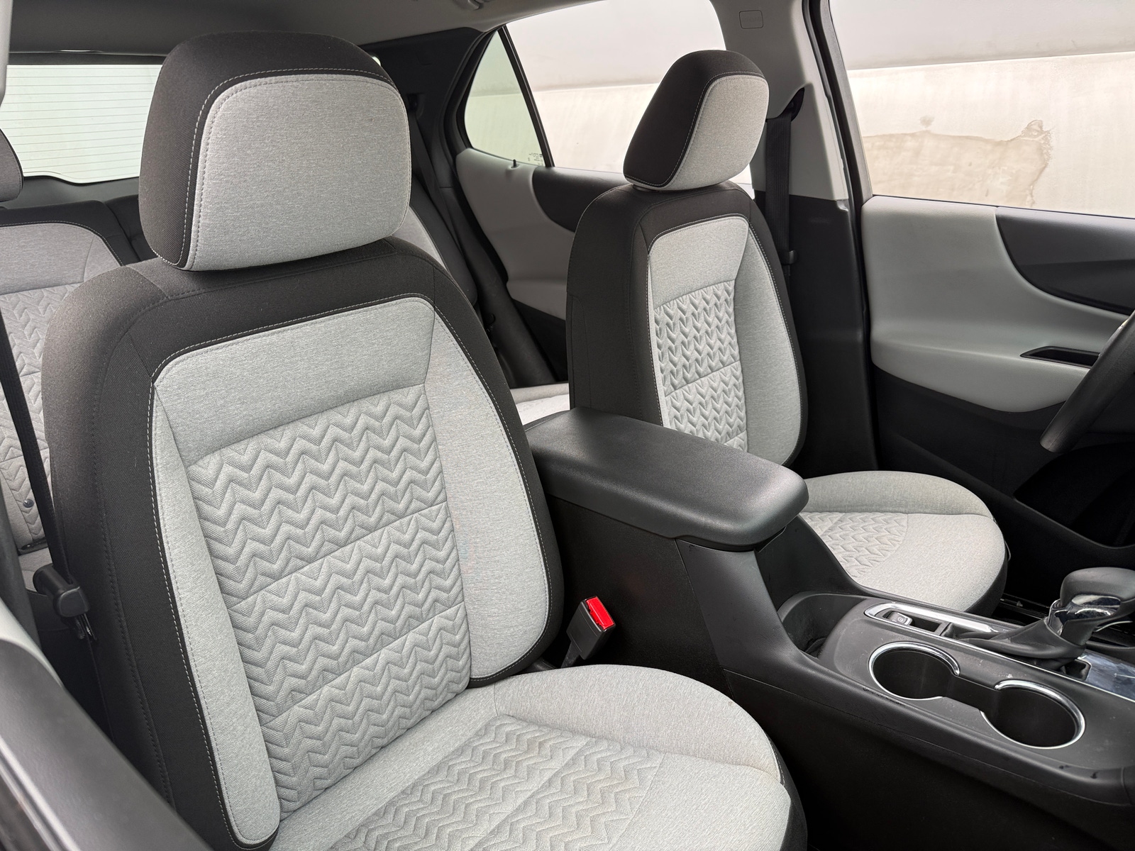 Thumbnail: 2022 Chevrolet Equinox - 2