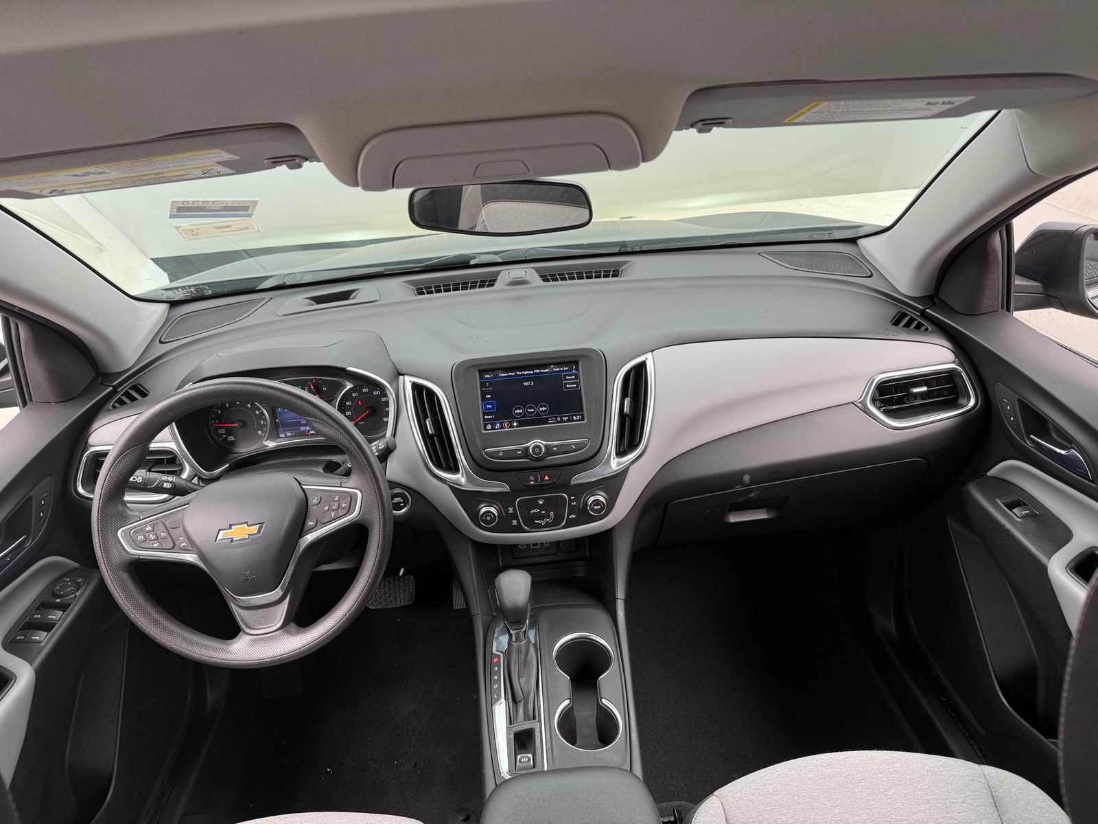 Thumbnail: 2022 Chevrolet Equinox - 3