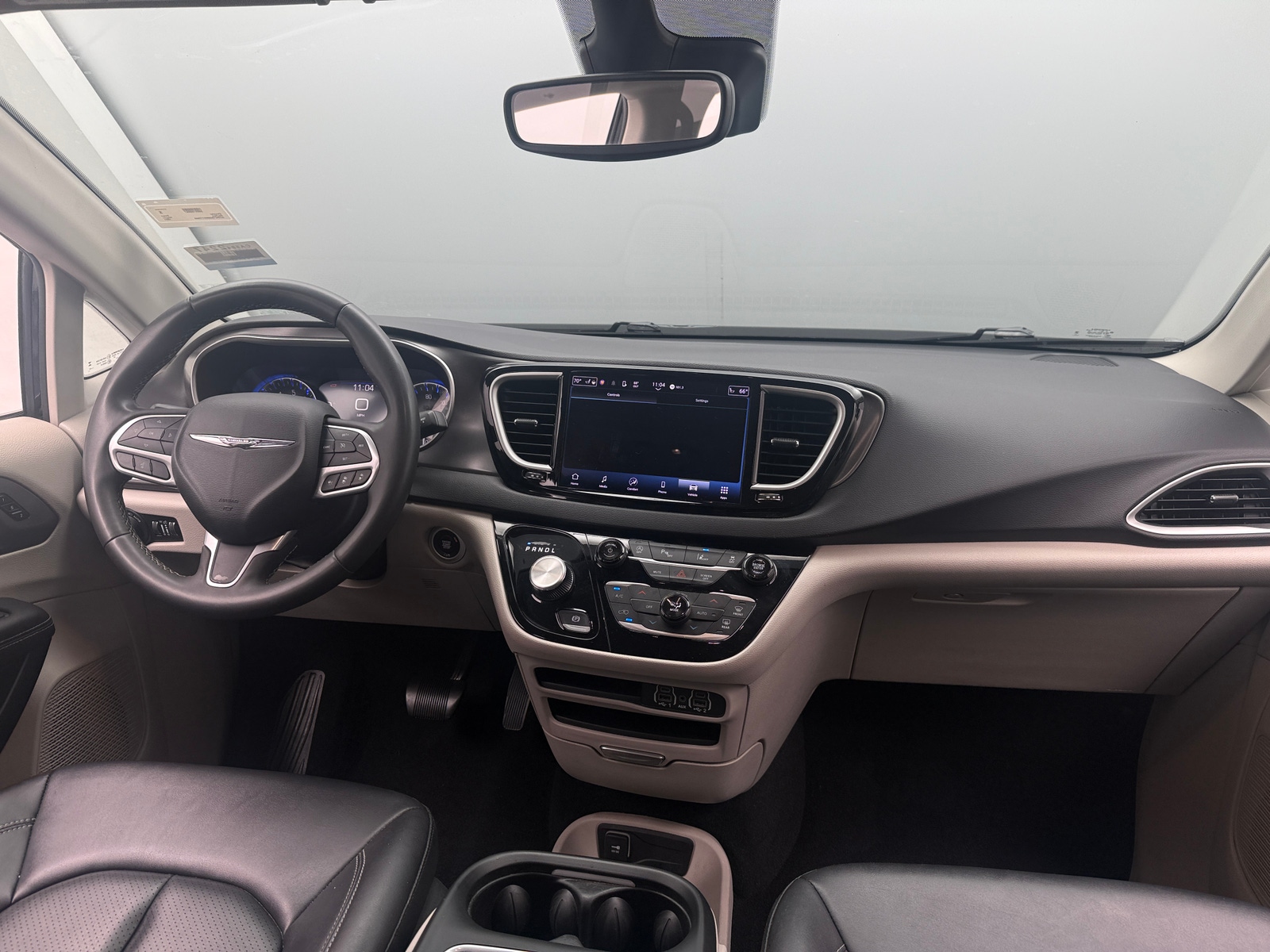 Thumbnail: 2024 Chrysler Pacifica - 2